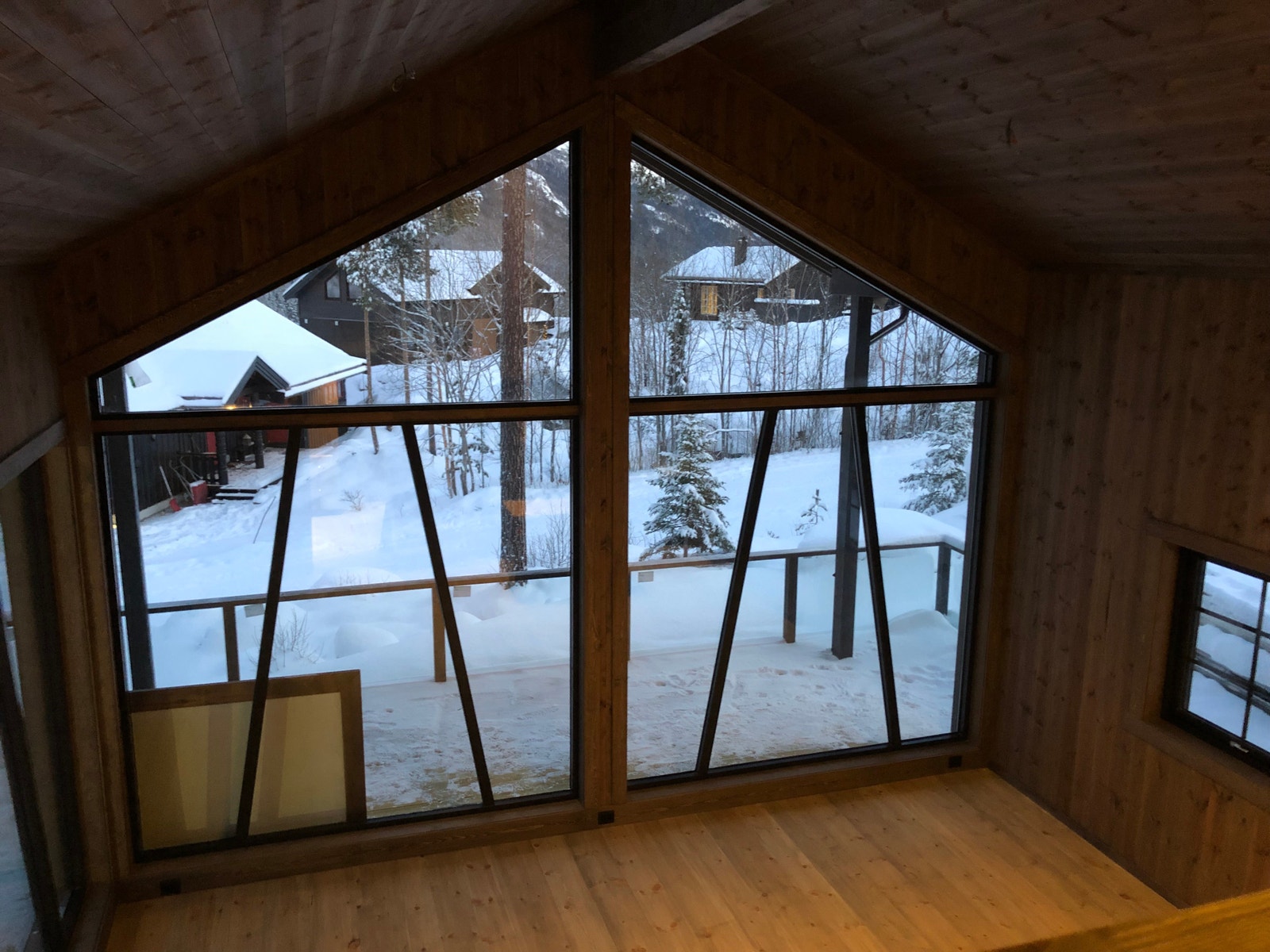 Utsikt fra «hjemmekontoret» Galleribilde