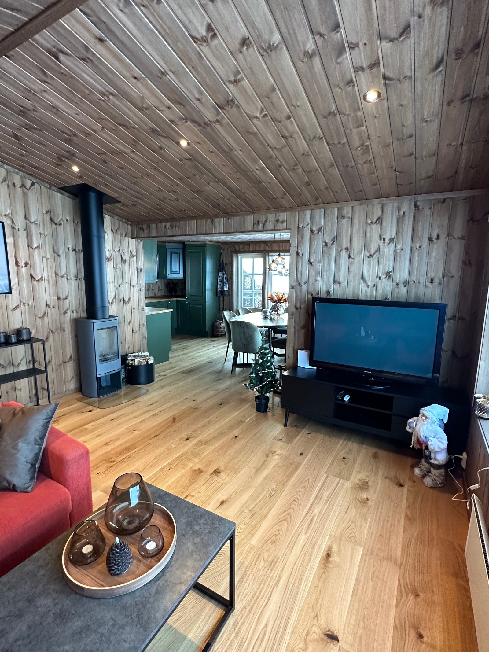 Delt stue og kjøkkenløsning Galleribilde