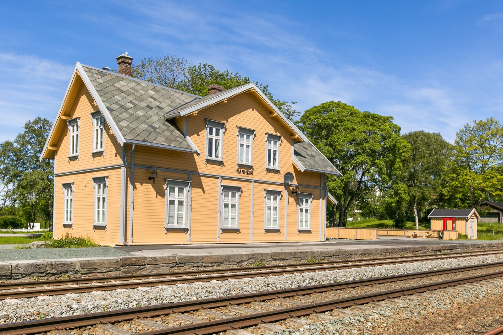 Like ved finner man Ranheim stasjon. Galleribilde