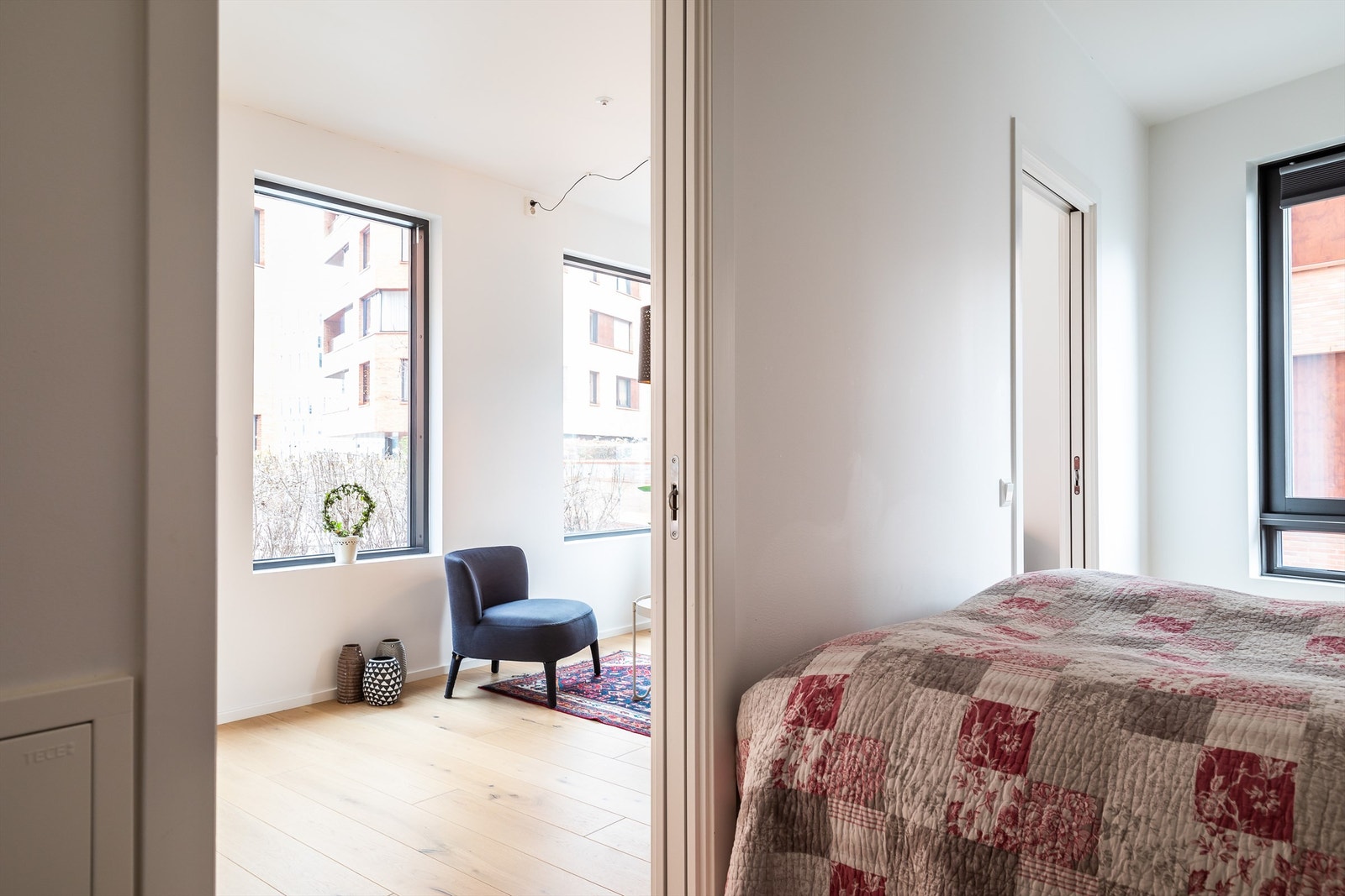 Soverommet har praktisk "lailaløsning" med to innganger. Galleribilde