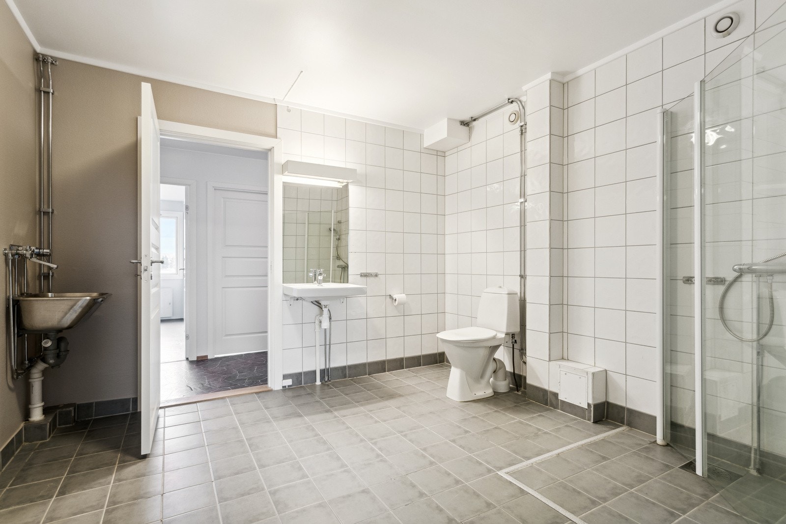 Stort bad fra 2000 Galleribilde