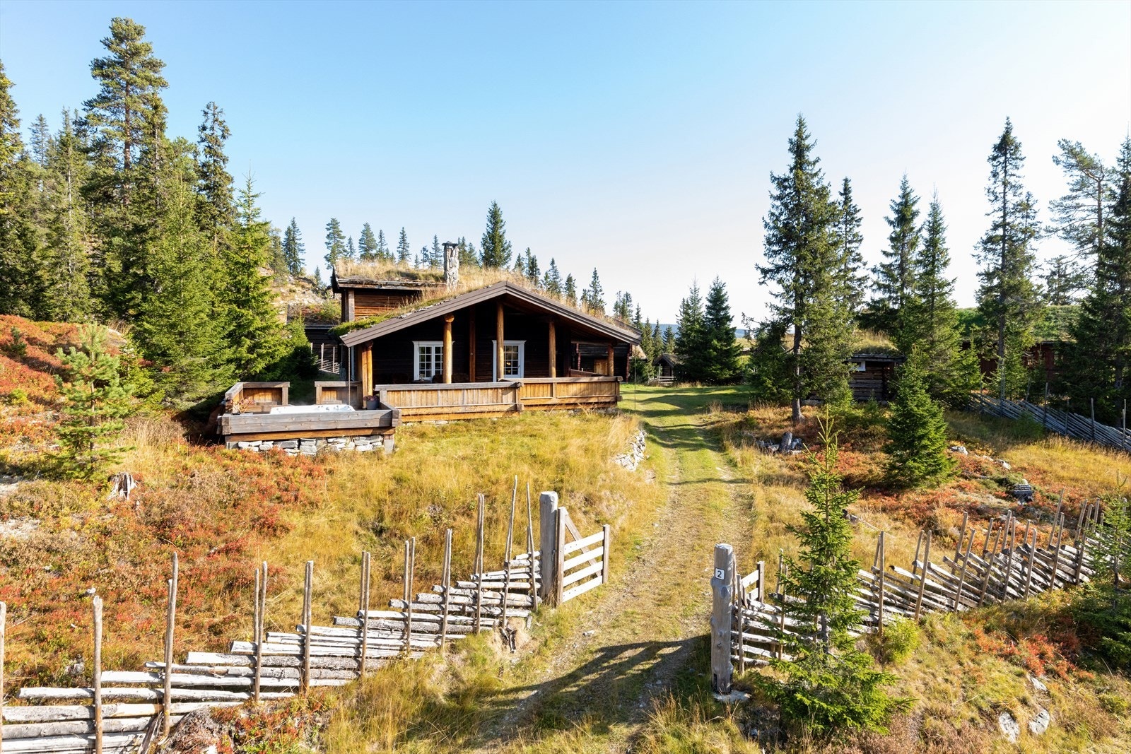 Tomt utenfor vintersesong. Galleribilde