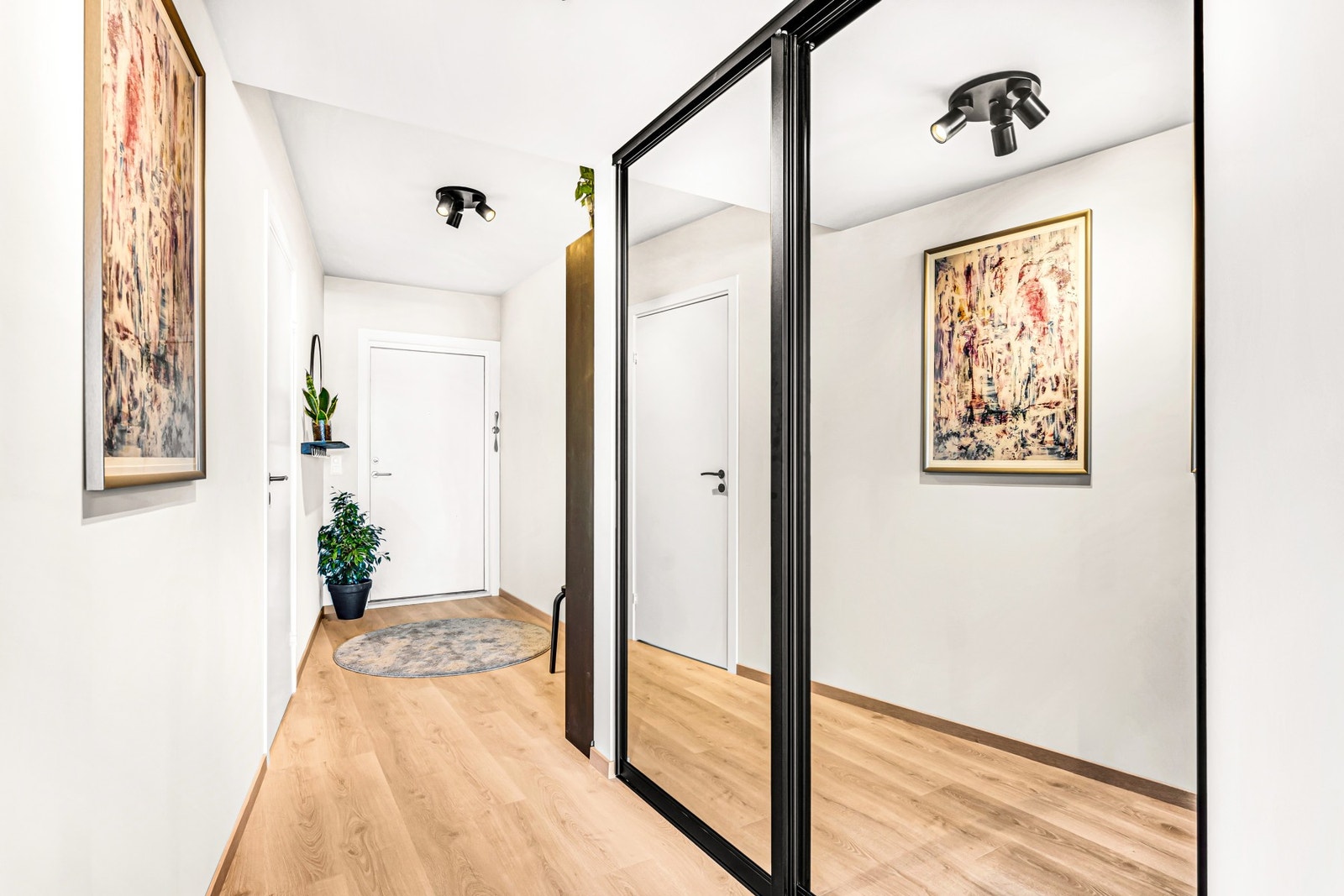 Fjernvarme som oppvarmingskilde, inkludert i felleskostander. Galleribilde