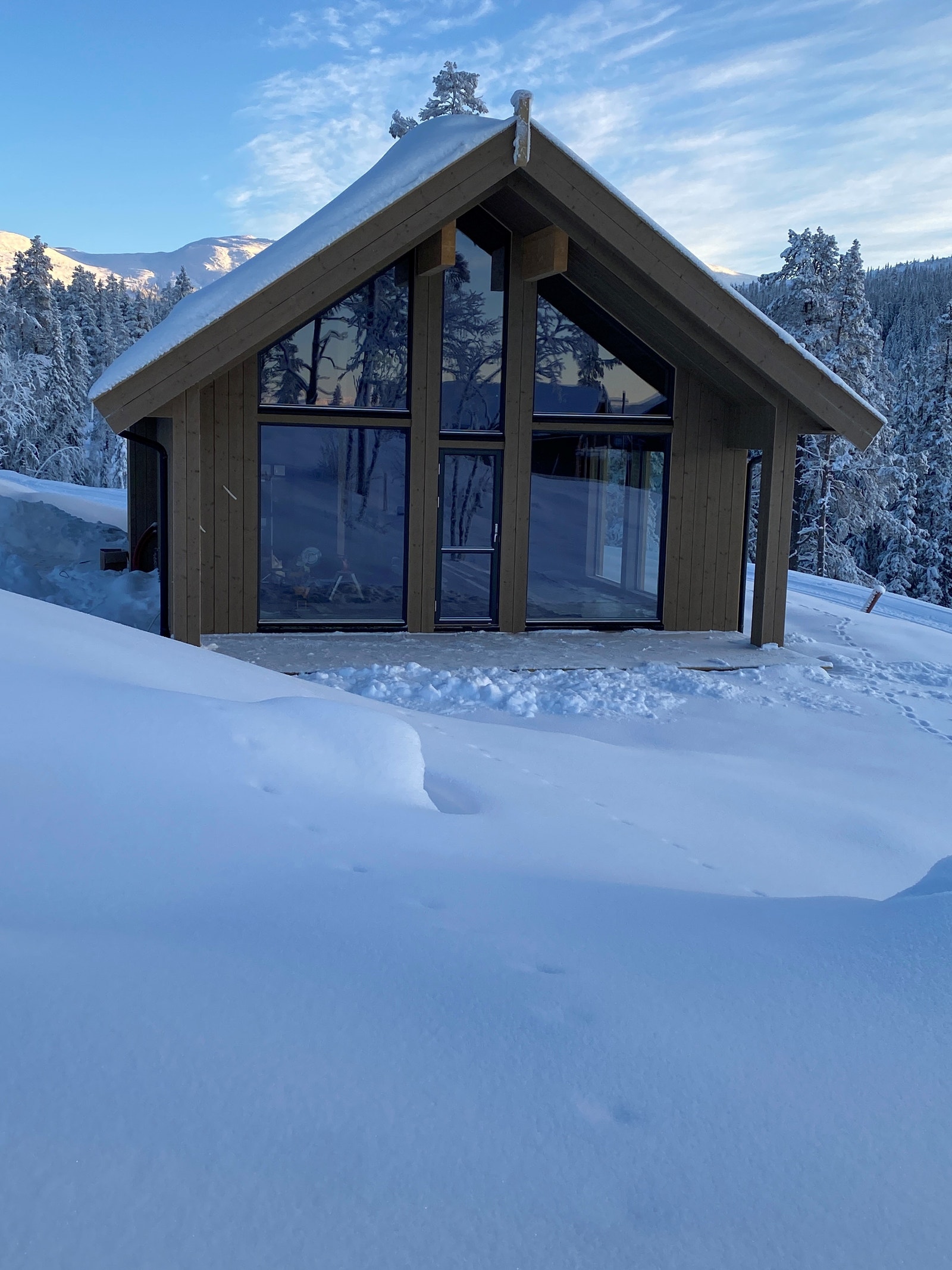 Bilde av tilsvarende hytte, illustrasjonbilde Galleribilde