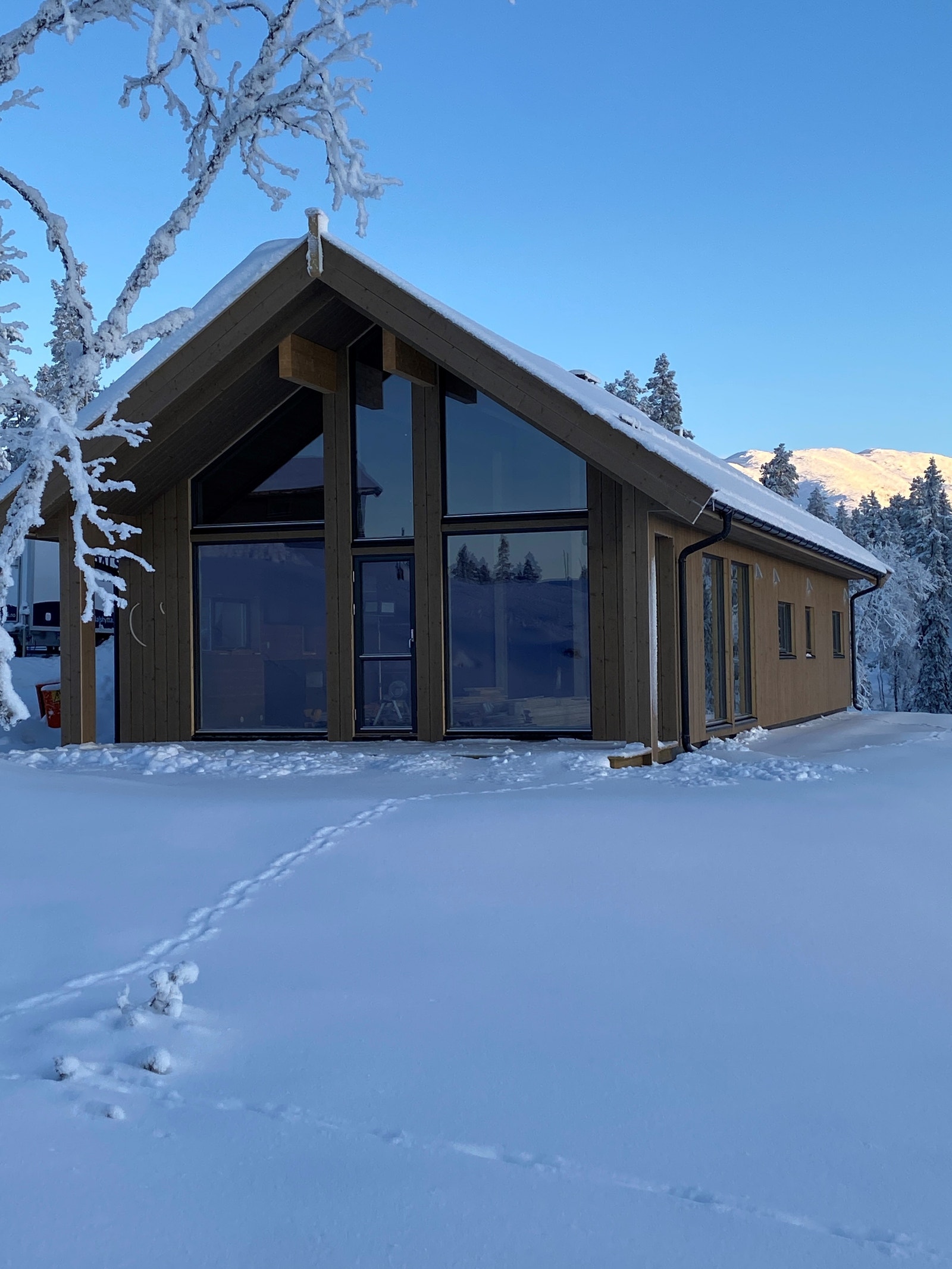 Bilde av tilsvarende hytte, illustrasjonbilde Galleribilde