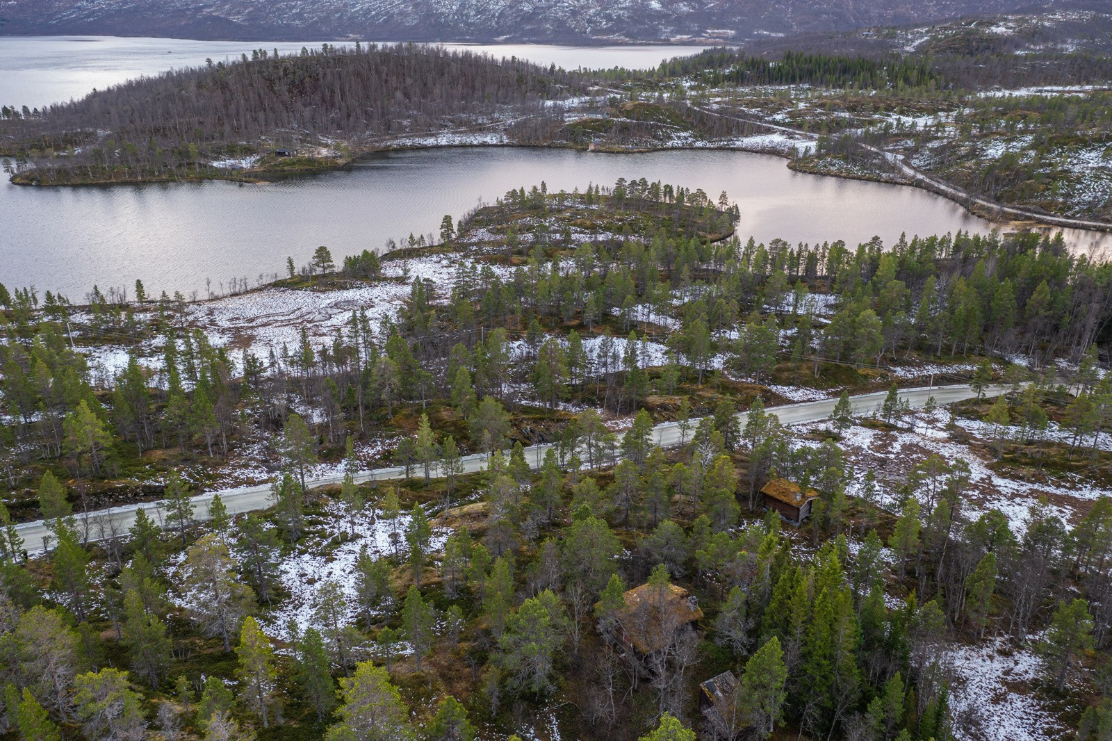 Naturskjønne omgivelser med god tilgang på flotte friområder