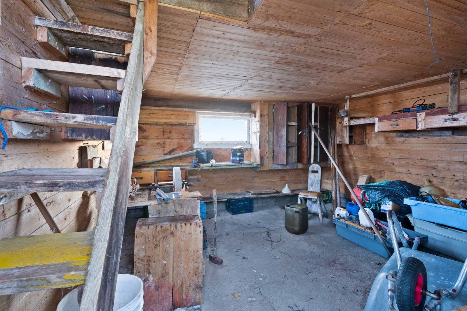 Uthus/anneks. Galleribilde