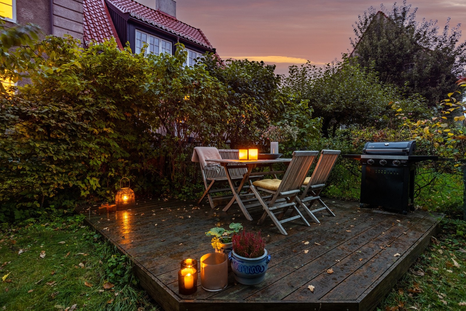 Hagen gir rom for både hygge og avslapning, samt lek og moro for de minste. Galleribilde