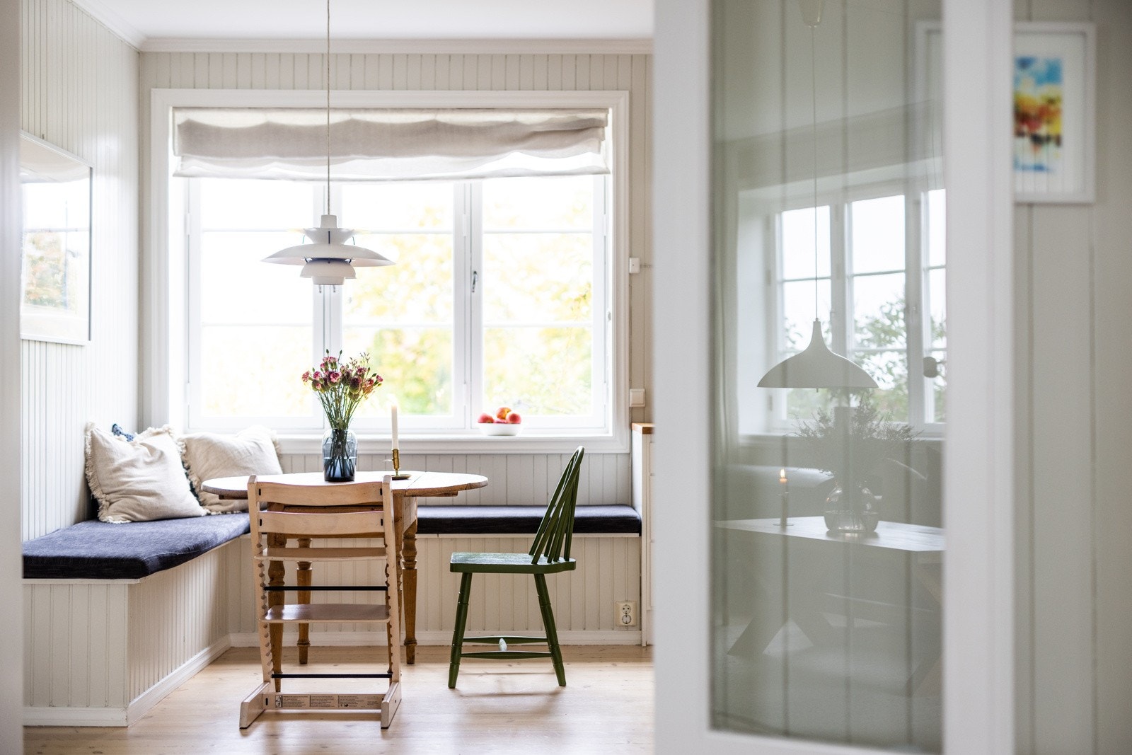 Detaljer | Fra stuen til kjøkkenet. Galleribilde
