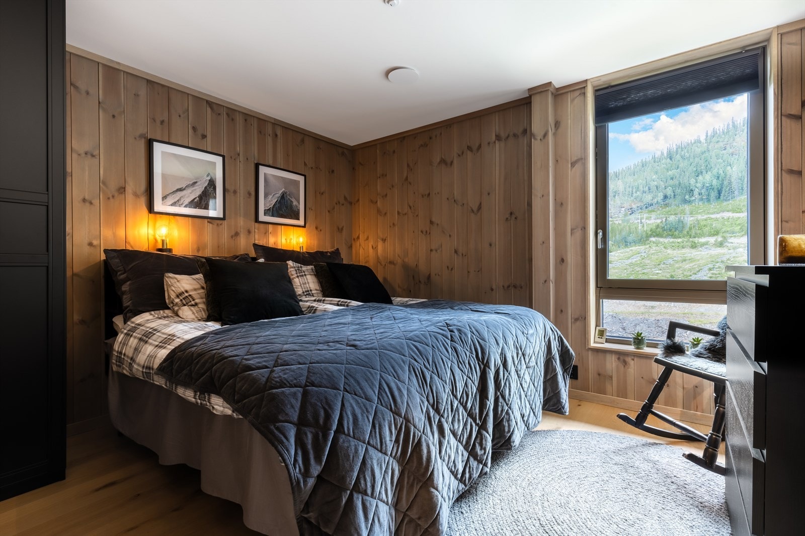 Hovedsoverom med direkte tilknytning til baderom. Galleribilde