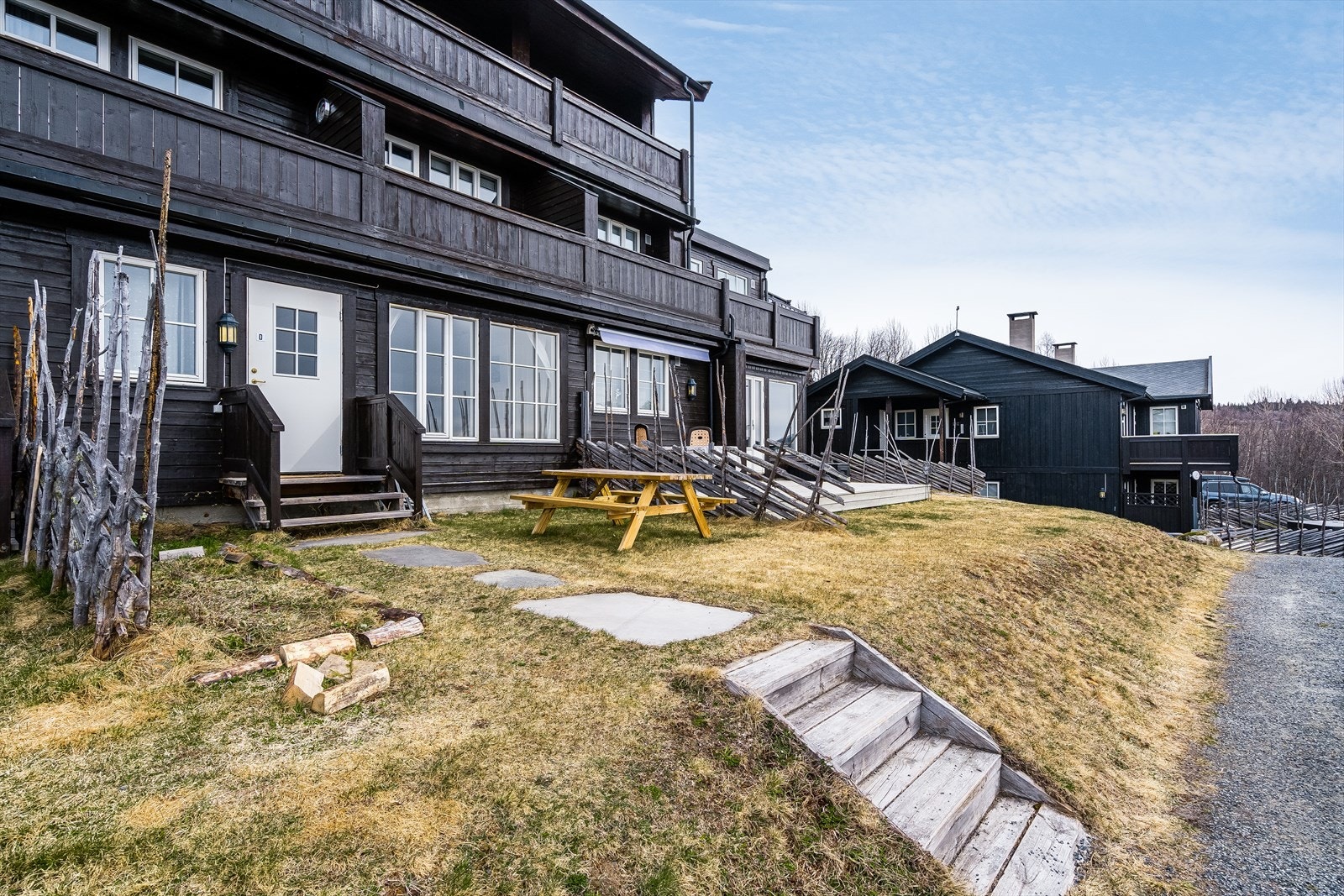 Leiligheten er beliggende i fjellbygda Beito, ca. 3 km fra Beitostølen sentrum. Galleribilde