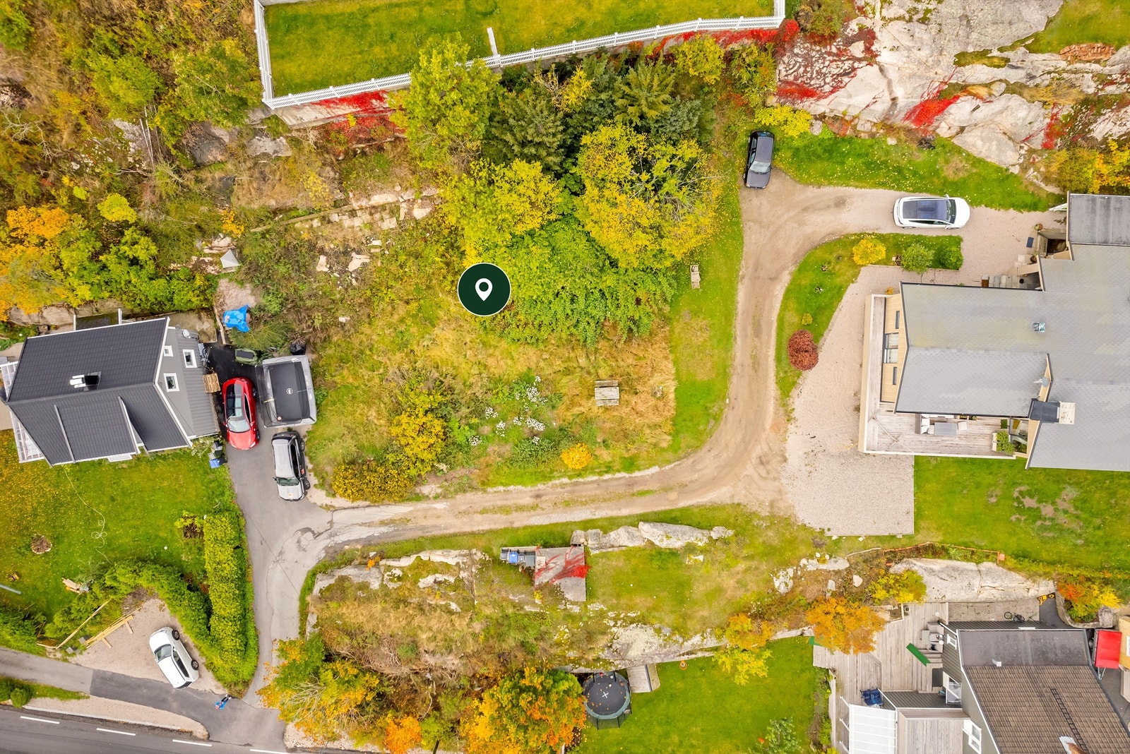 Tomten ligger mellom nr 88 og nr 88 A - har ikke fått egen adresse ennå. Galleribilde