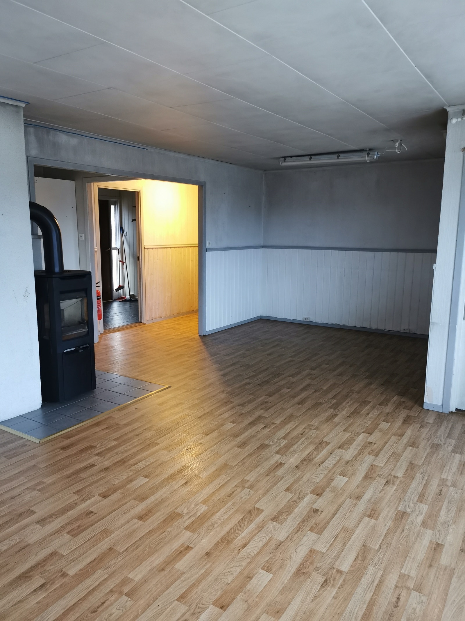 Stue i sokkelleilighet Galleribilde
