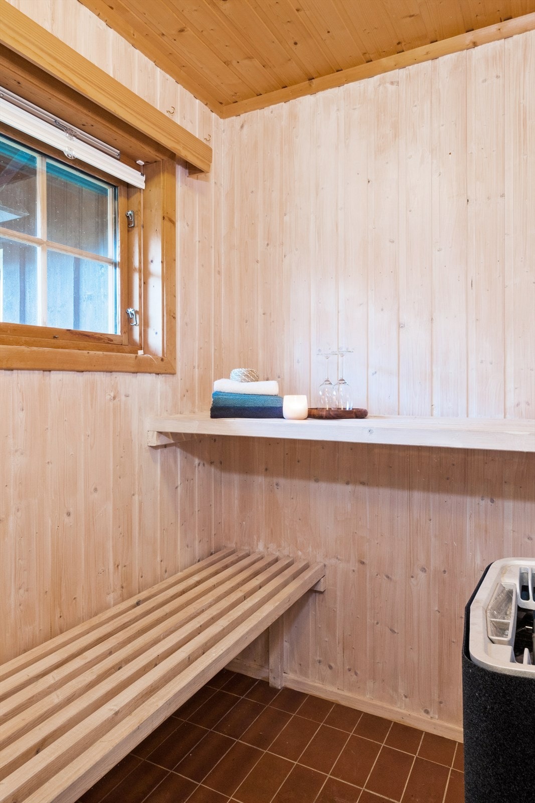 I tillegg har badet direkte tilgang til badstuen, som nytes best etter lange dager i skisporet og/eller i alpinbakken. Galleribilde