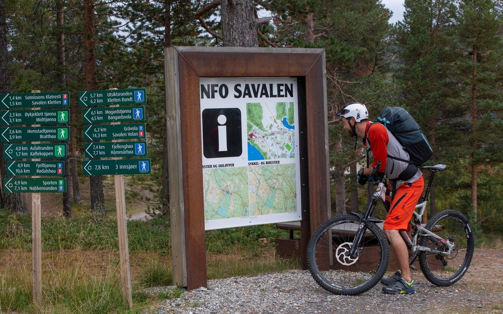 Det er milevis med sykkelveier og godt merkede stier Galleribilde