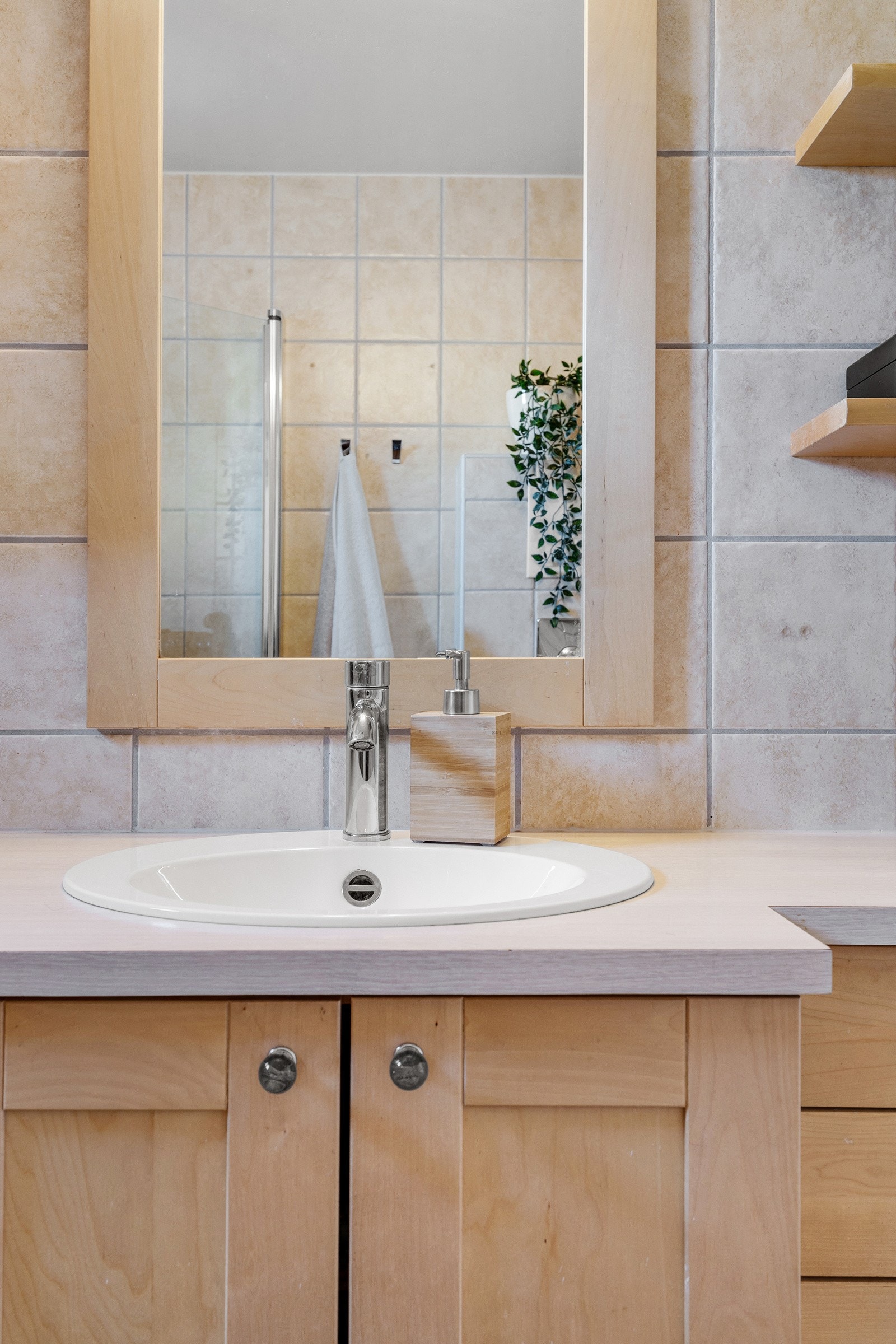 Badet er pent og delikat innredet. Galleribilde