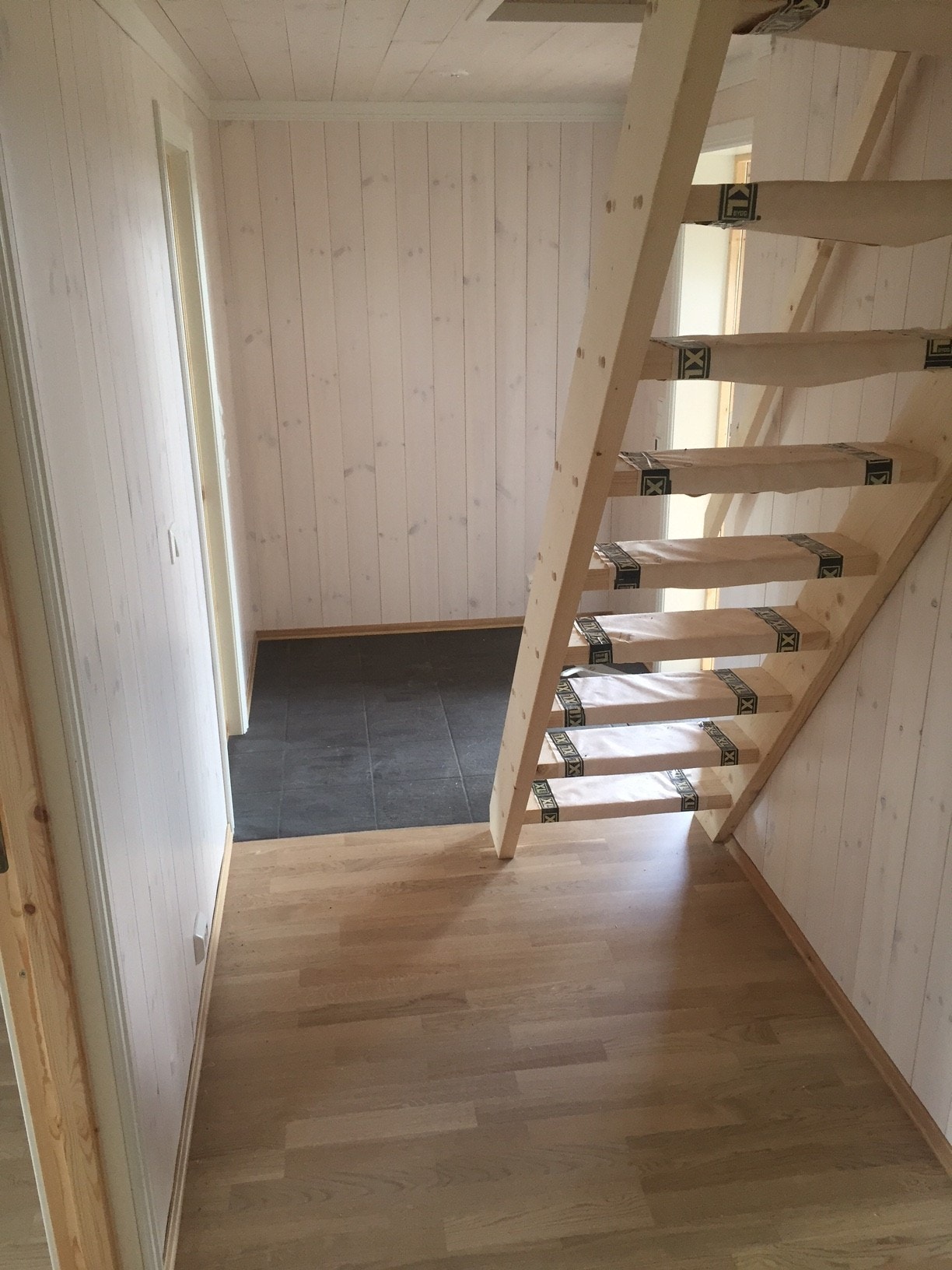 Interiørbilde tilsvarende hytte - entre Galleribilde