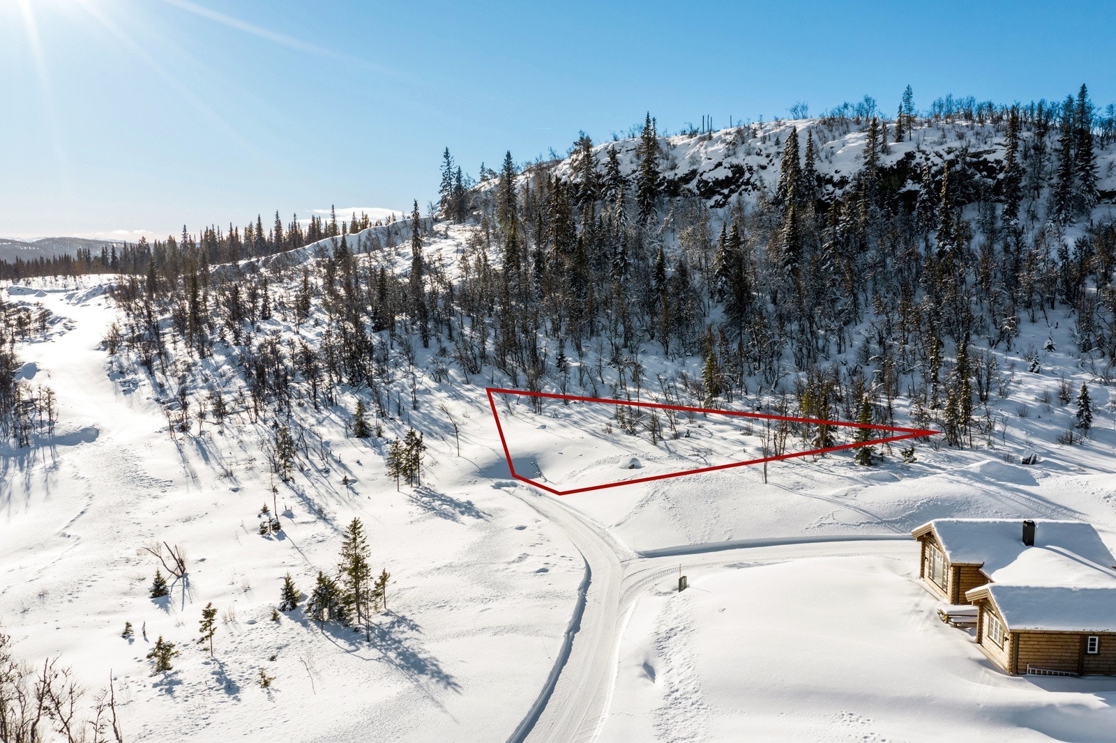 Eiet tomt med flott beliggenhet/plassering Galleribilde