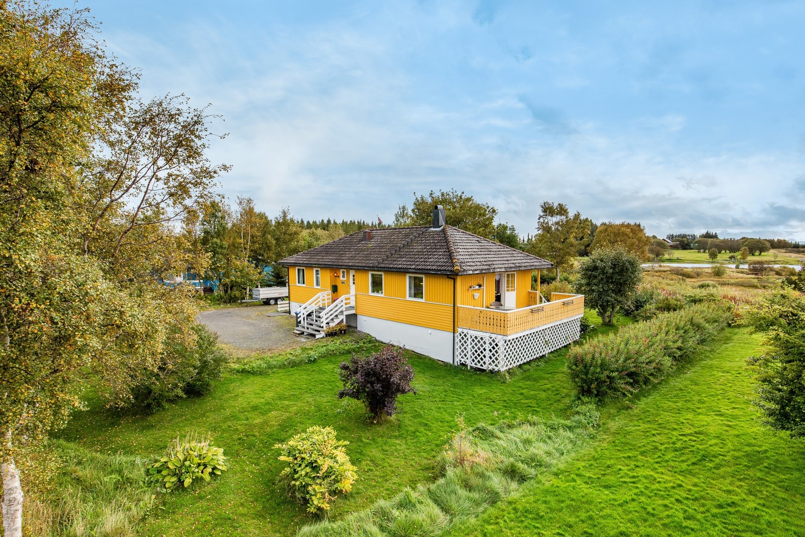 EiendomsMegler 1 v/Morten Høvik har gleden av å presentere Nyjordsveien 1002! Galleribilde