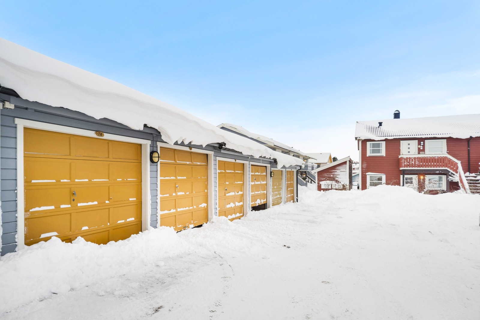 Egen garasje følger boligen. Galleribilde