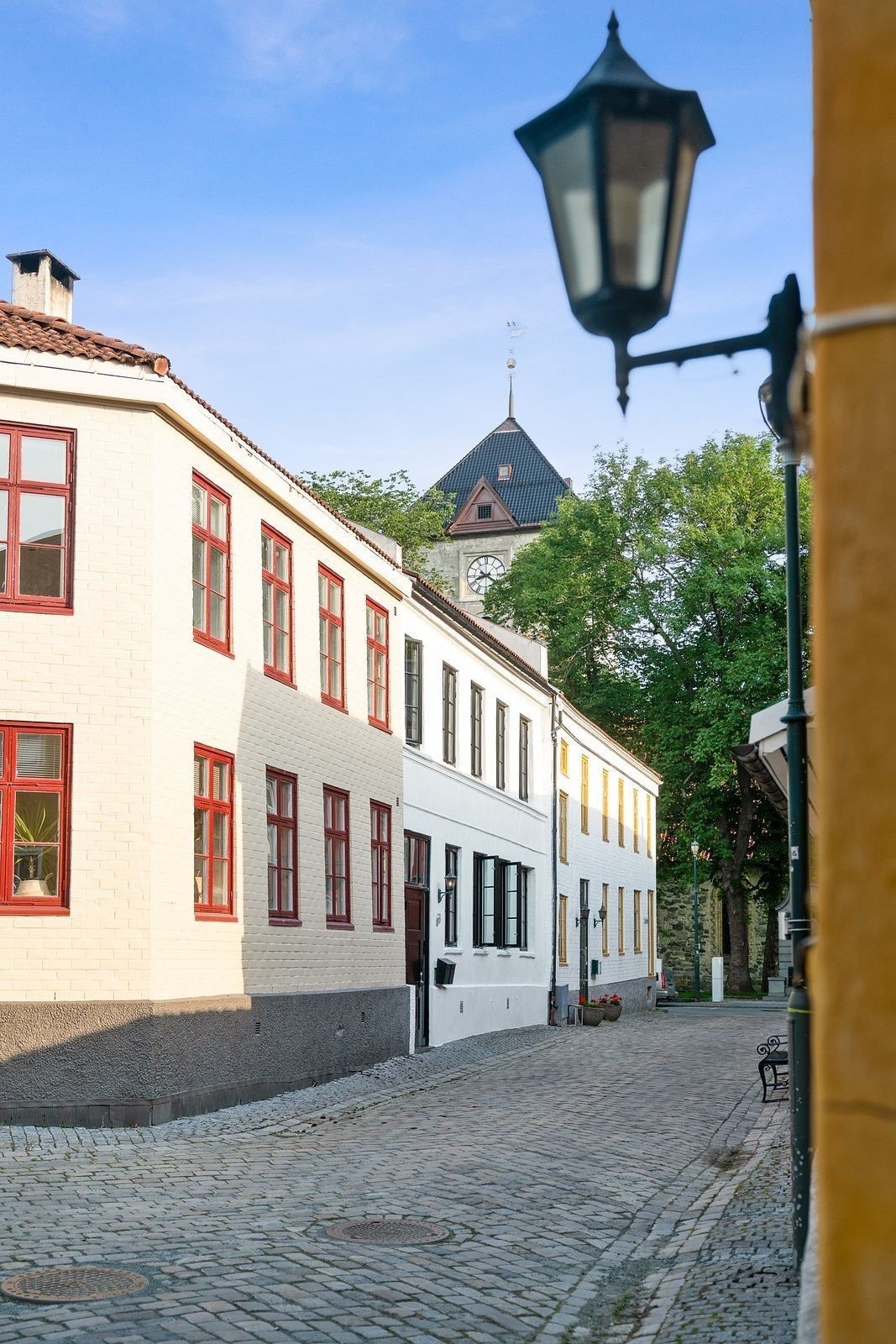 Fasade mot St Jørgensveita Galleribilde