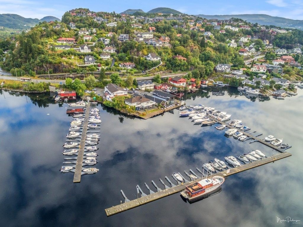 Bedre beliggenhet finner du ikke Galleribilde