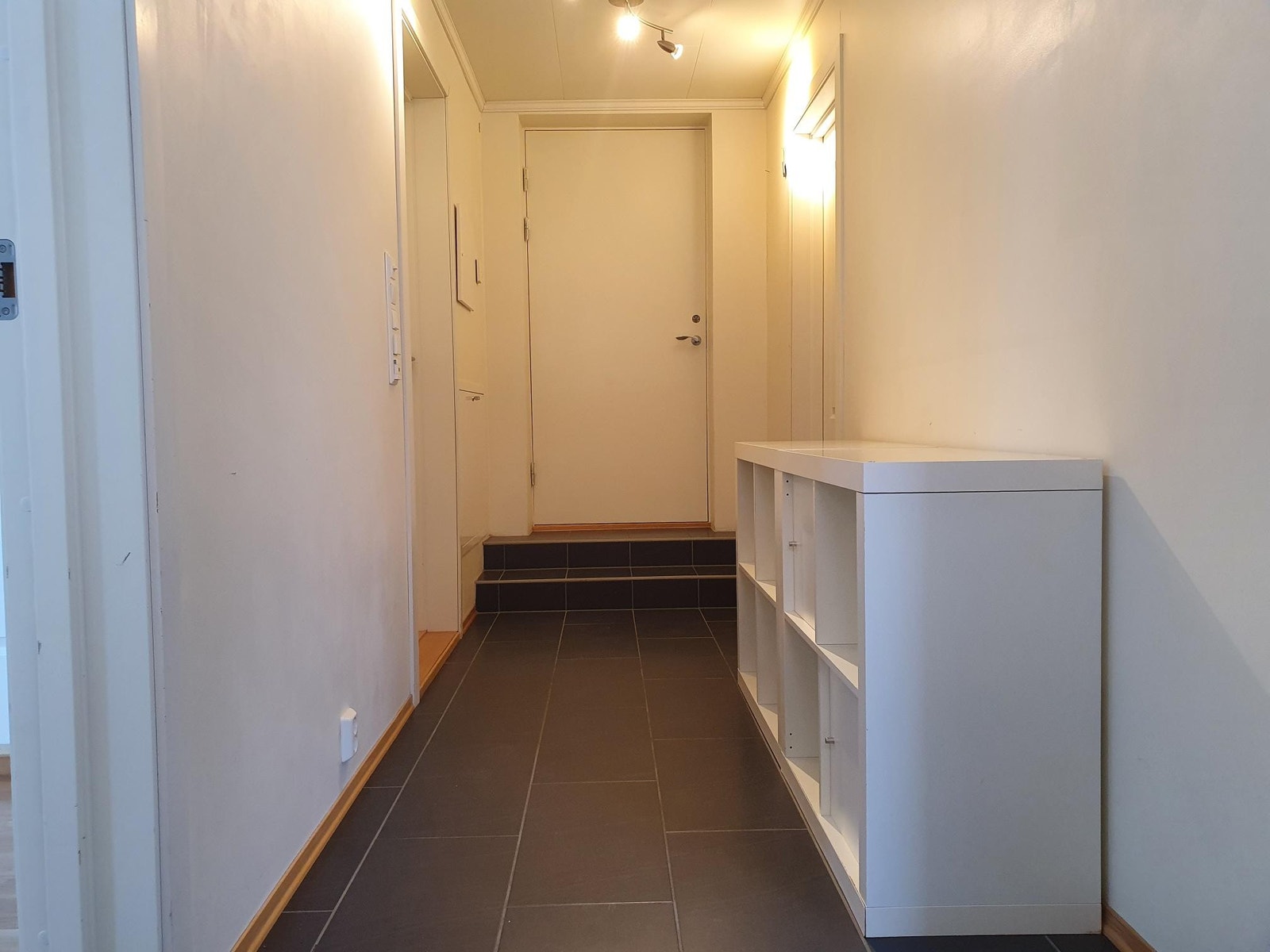 Gang / Entrence Galleribilde