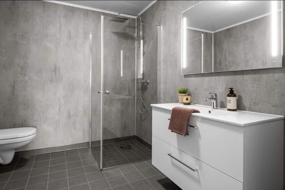 Romslig bad Galleribilde