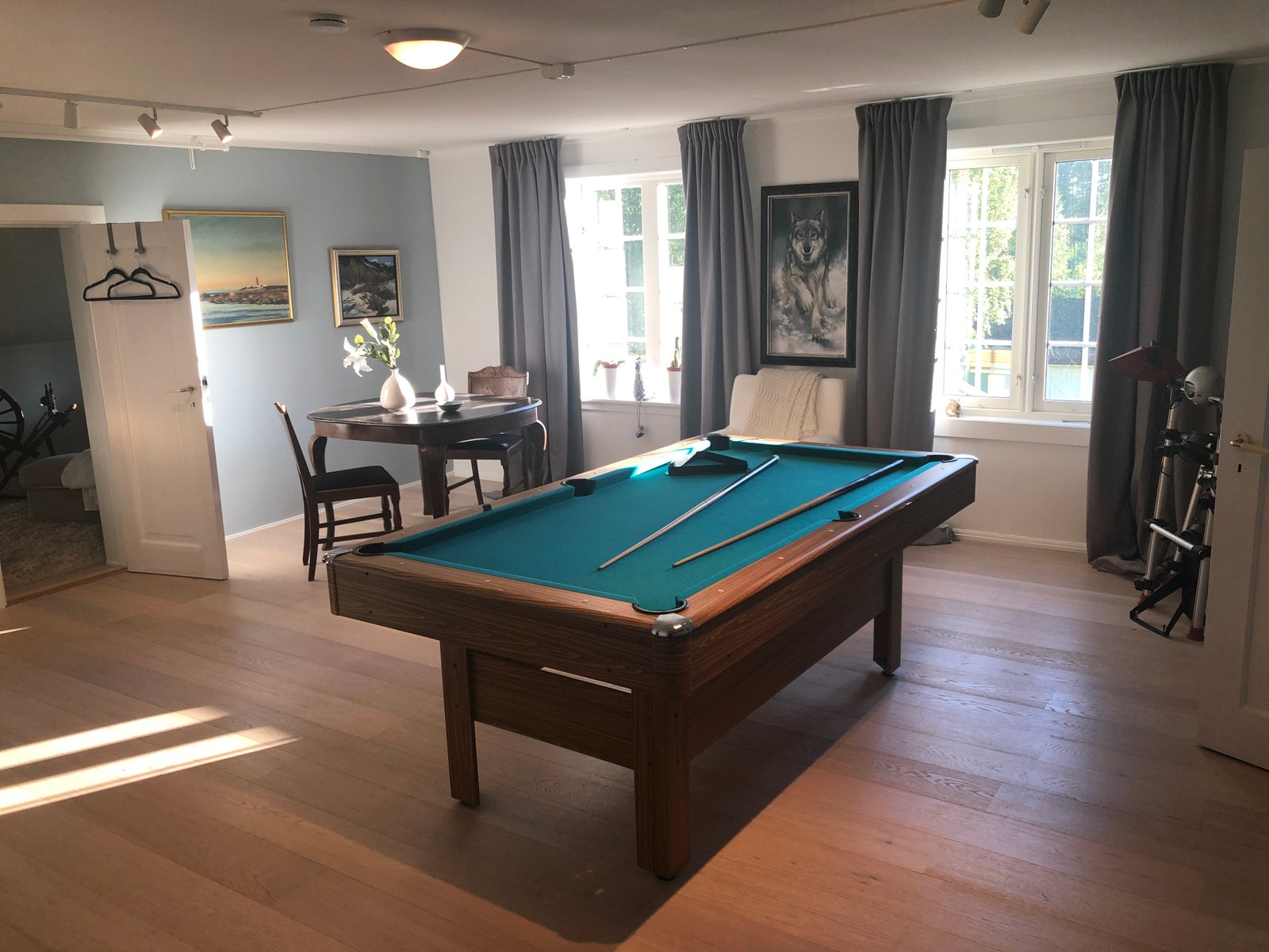 Biljard- og kunstrommet 2 etasje Galleribilde