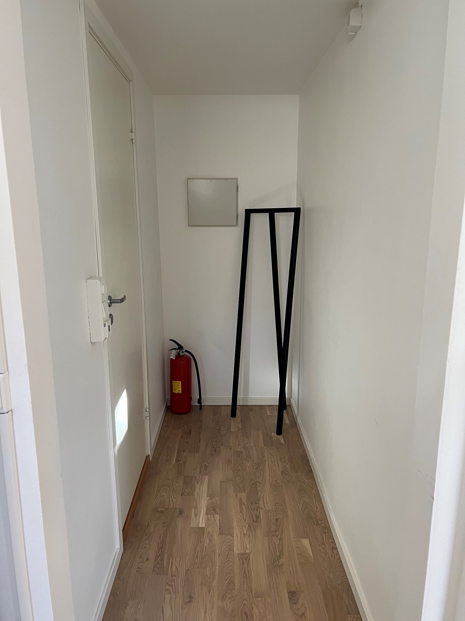 Gang mellom kjøkken og bad Galleribilde