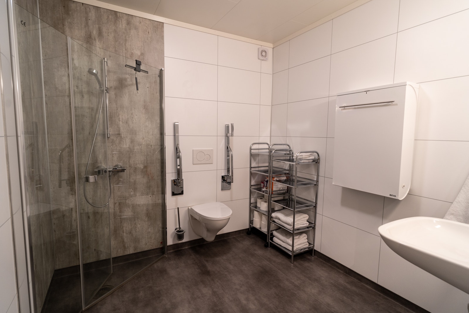 Bad 1. Etg. Galleribilde