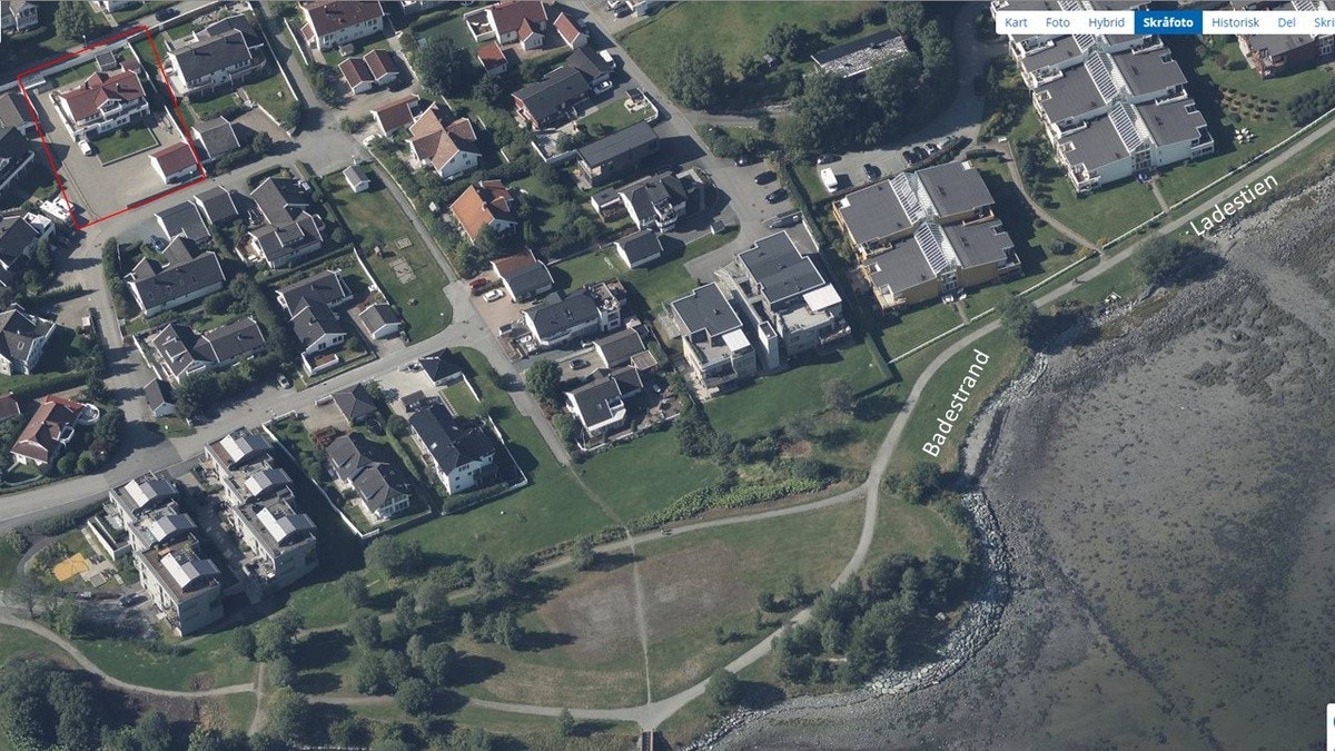 Litt fra nærområde, ladestien / badestrand i umiddelbar nærhet. Galleribilde