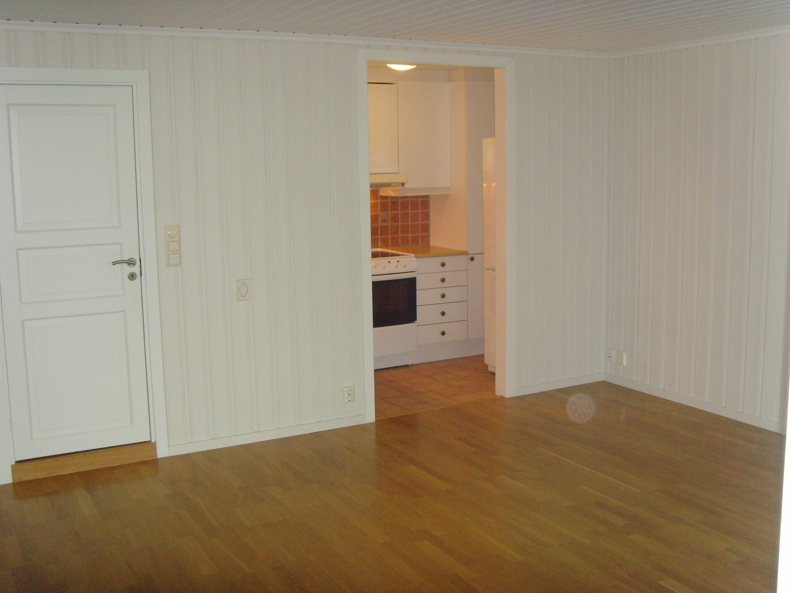 Stue mot kjøkken Galleribilde