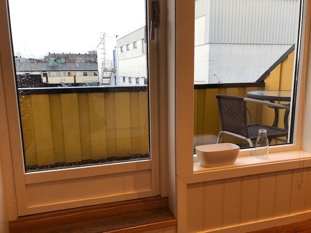 Utgang til takterasse fra kjøkkenet Galleribilde