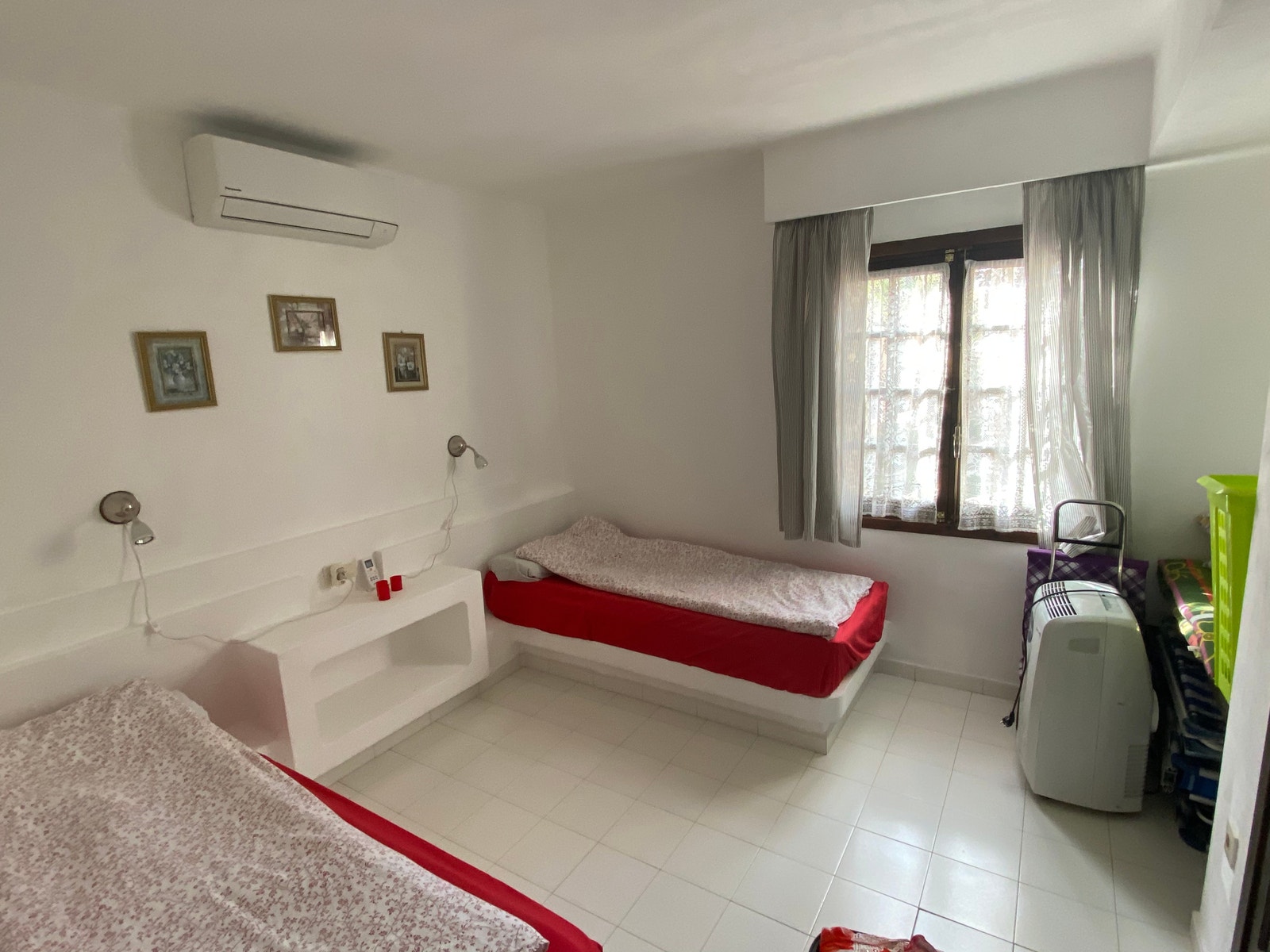 Soverom 2 med 2 senger og varmepumpe 😊 Galleribilde