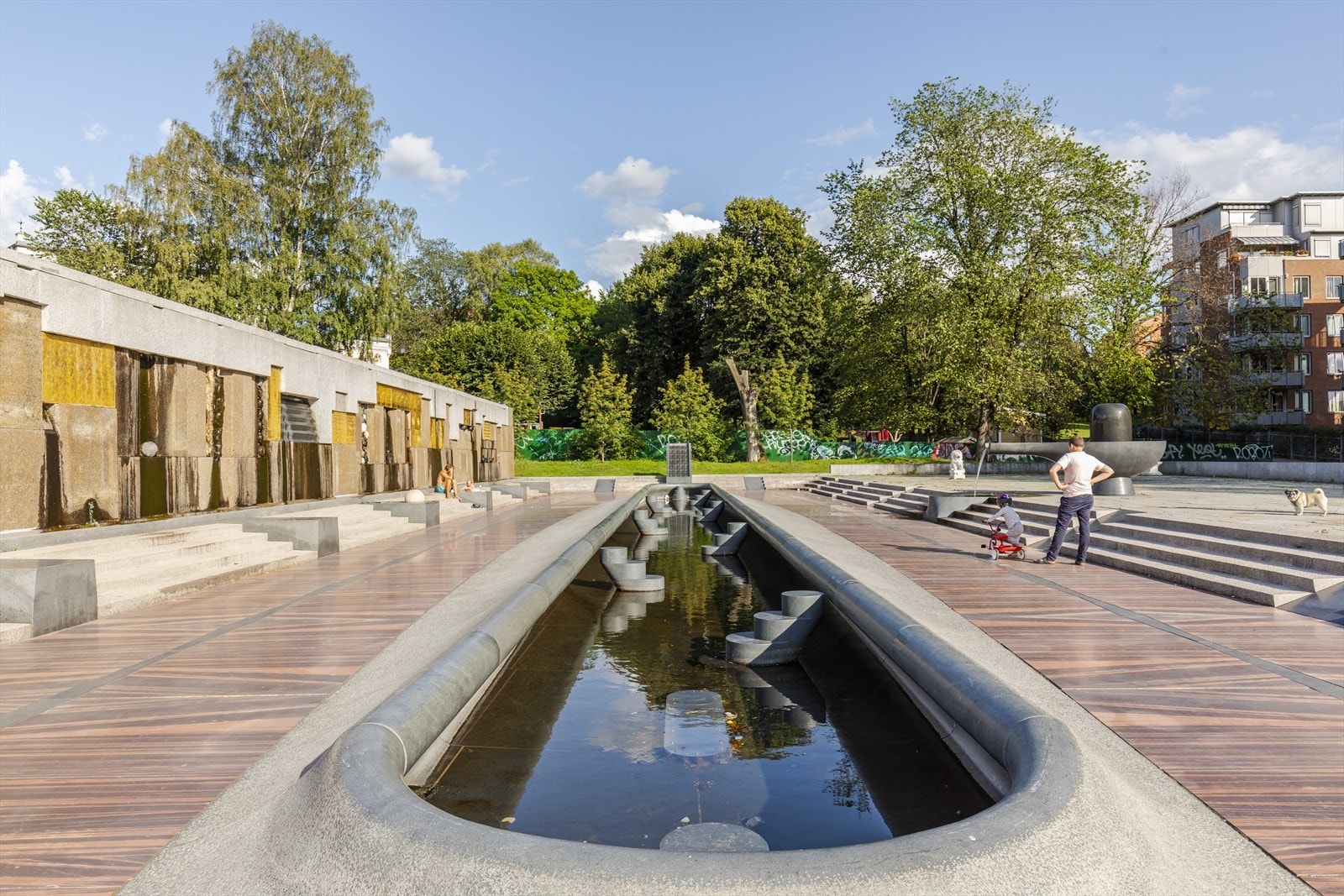 Sommerbilde fra Klosterenga park Galleribilde