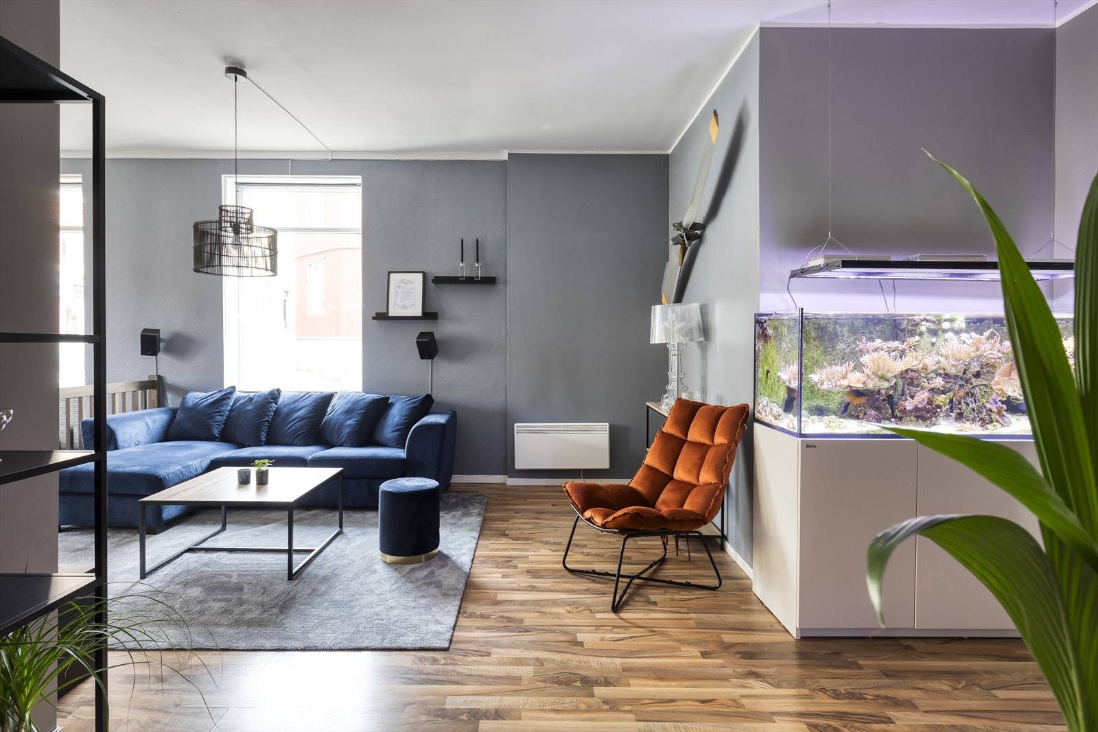 God plass til stor sofagruppe Galleribilde