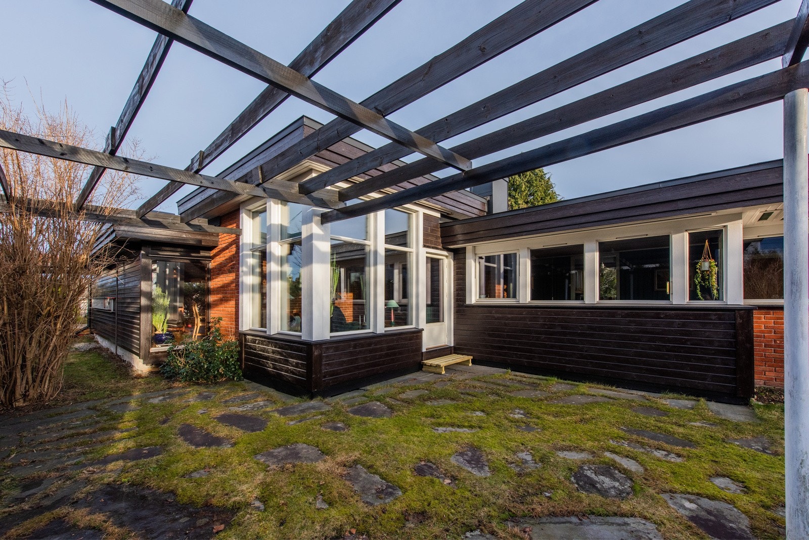 Atrium med pergola Galleribilde