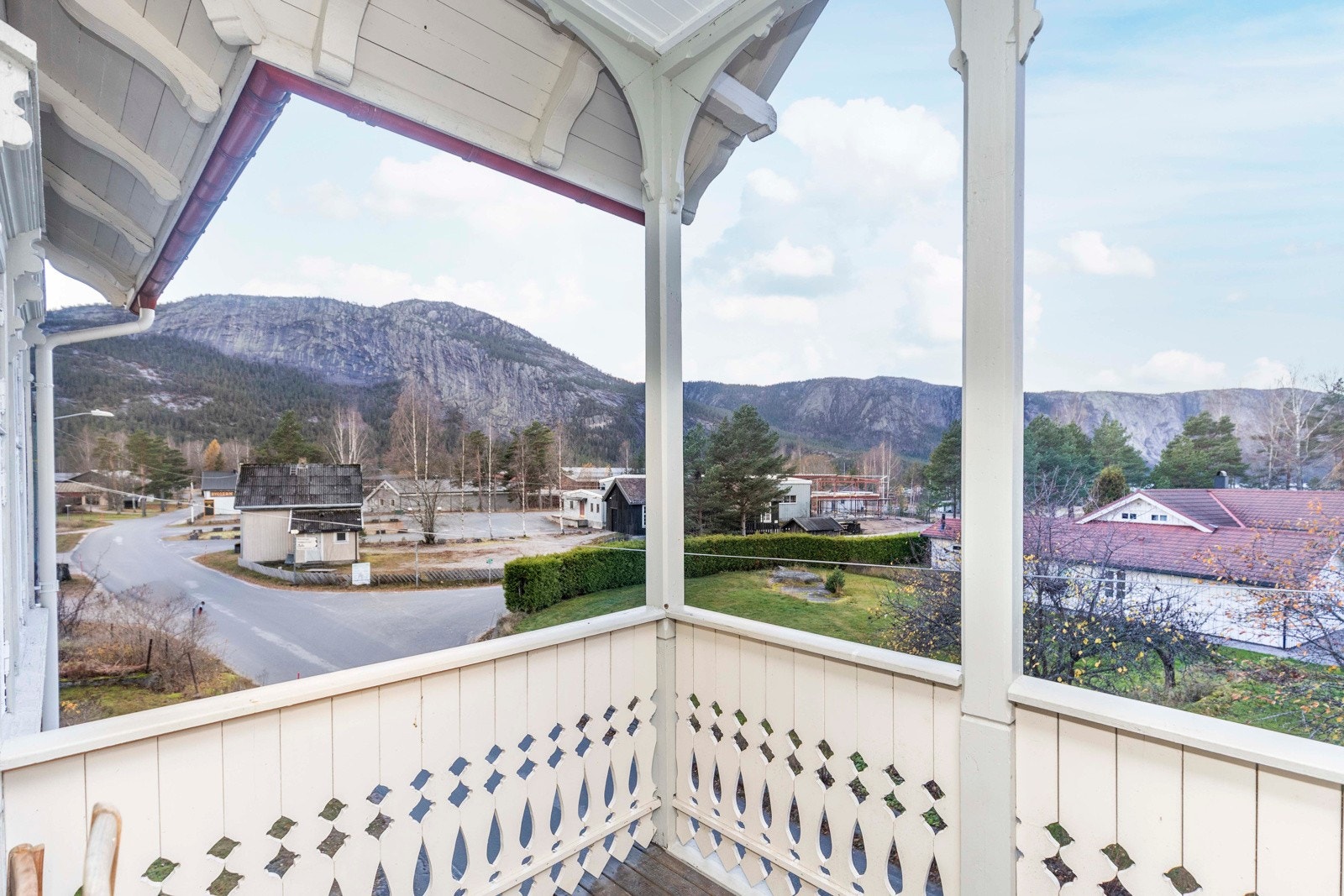 Utsikt fra balkong i 2.etg Galleribilde