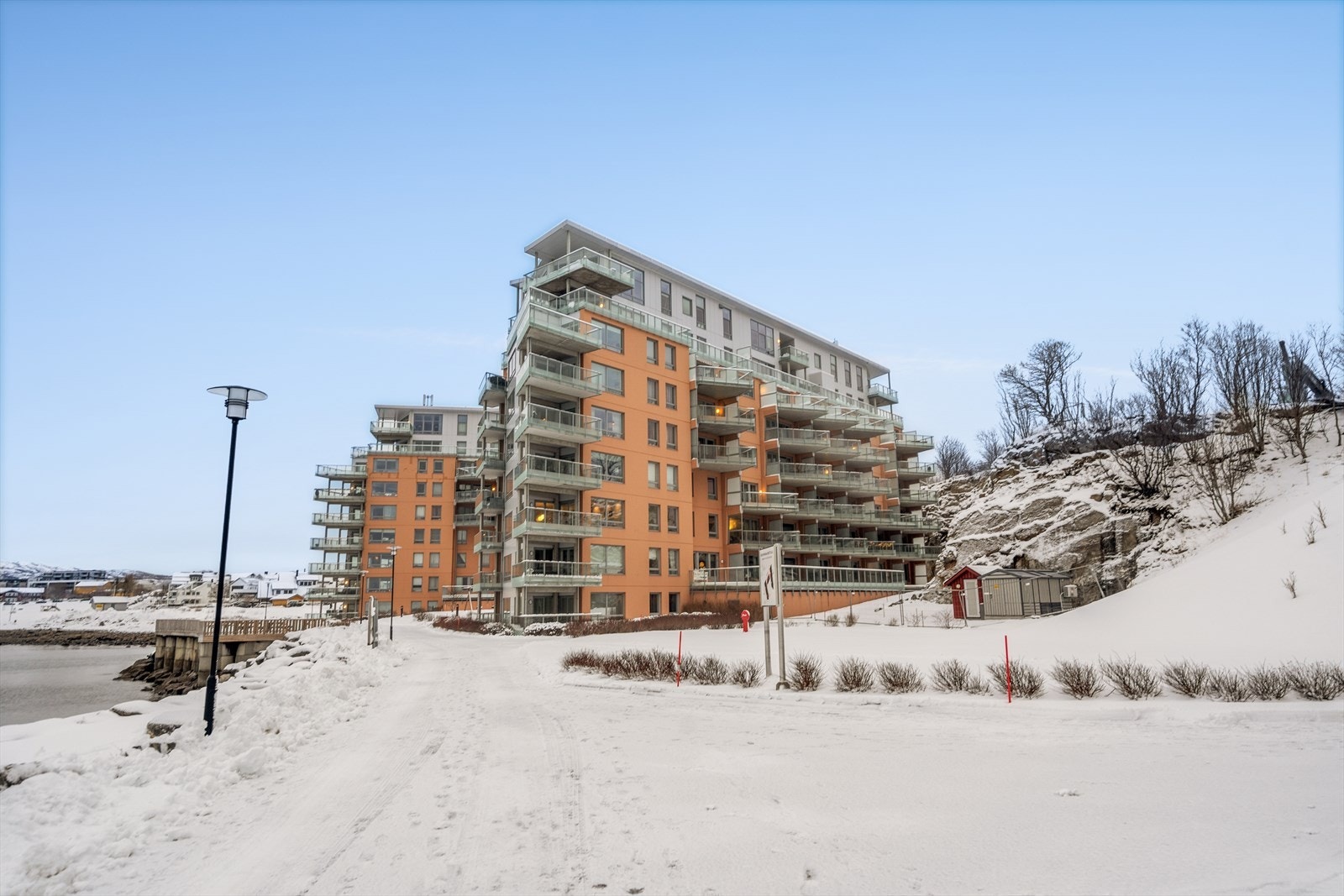 Leiligheten ligger i 3 etasje og er del av Bodø Panorama borettslag 1 Galleribilde