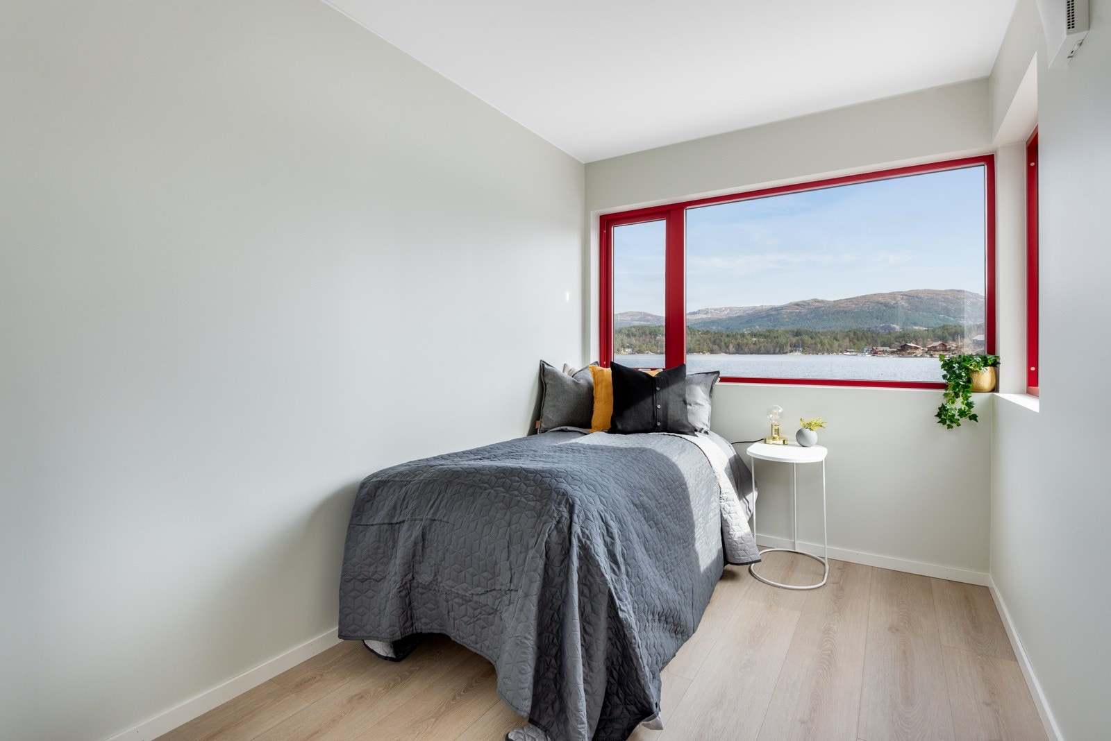 Soverom 2. Bilete frå Strandhus 2 Galleribilde