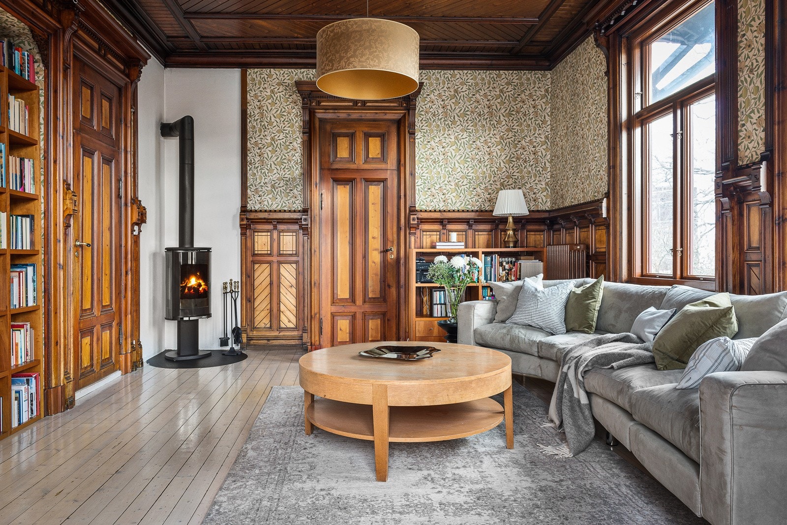 Hjørnestuen var trolig den opprinnelige spisestuen. Galleribilde
