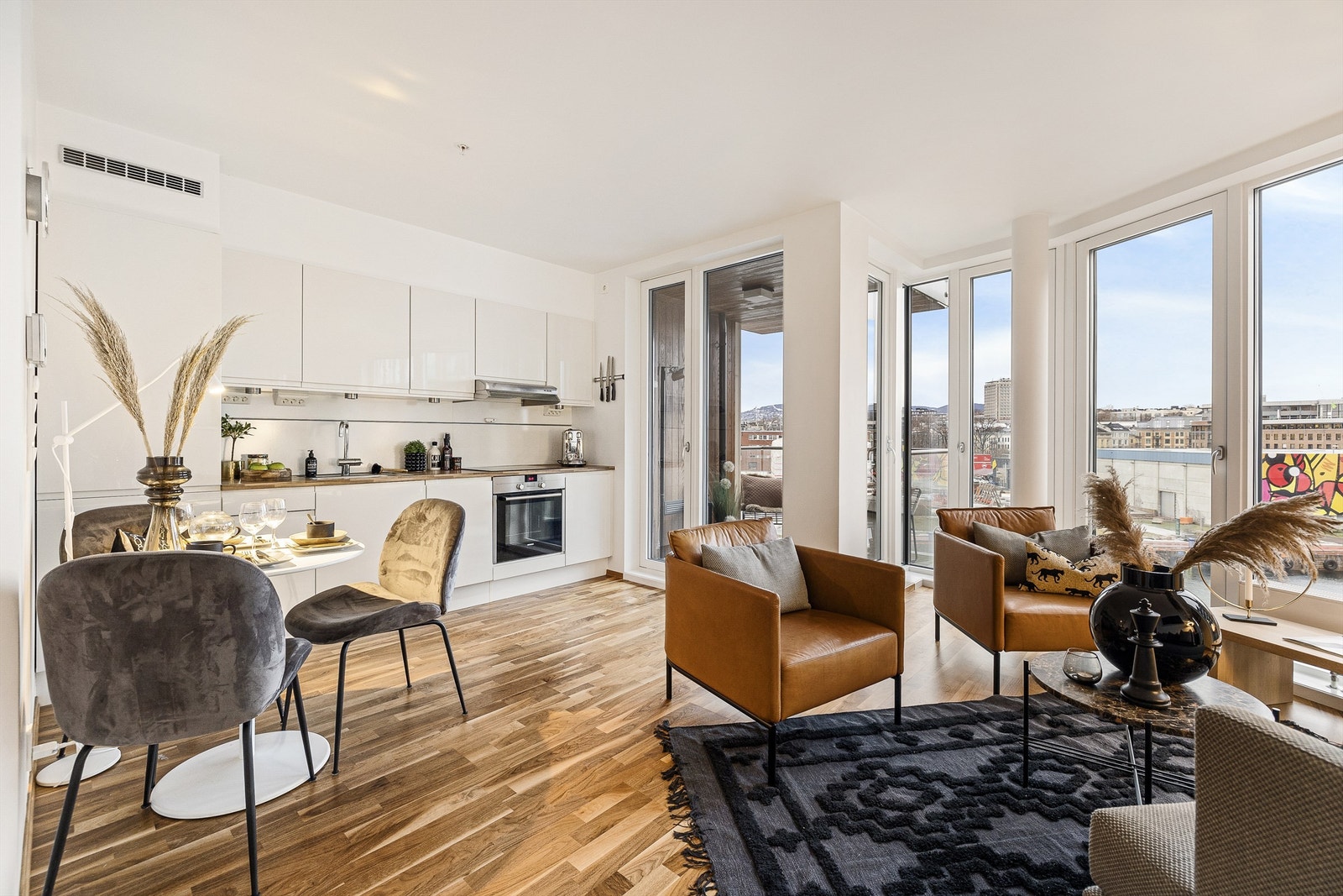 Meget lys stue. Galleribilde