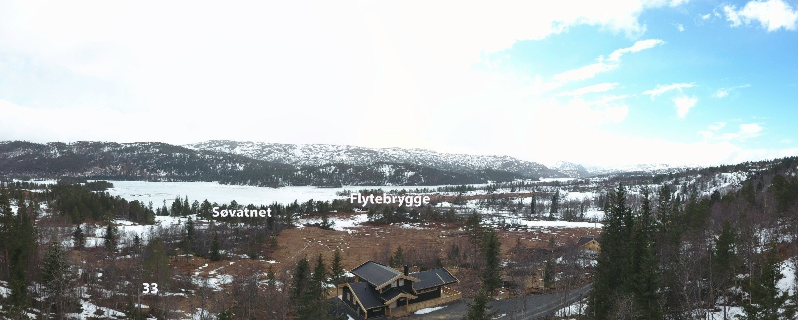 Utsikt mot sør og Søvatnet rett opp fra tomt 31 Galleribilde
