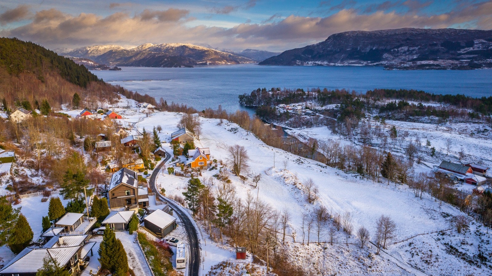 Fin beliggenhet i landlige og fredelige omgivelser Galleribilde