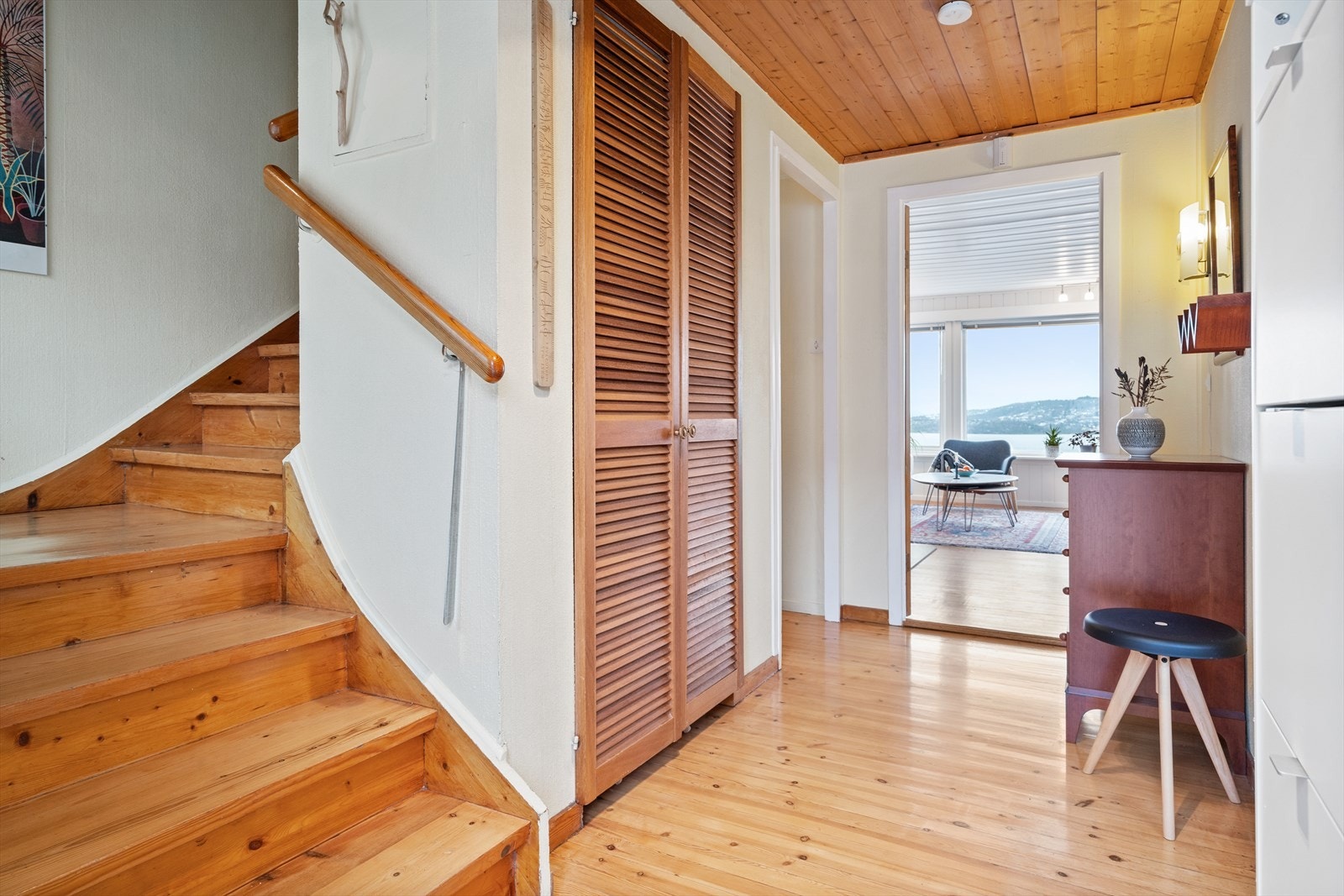 Trappegang til 2. etasje. Galleribilde