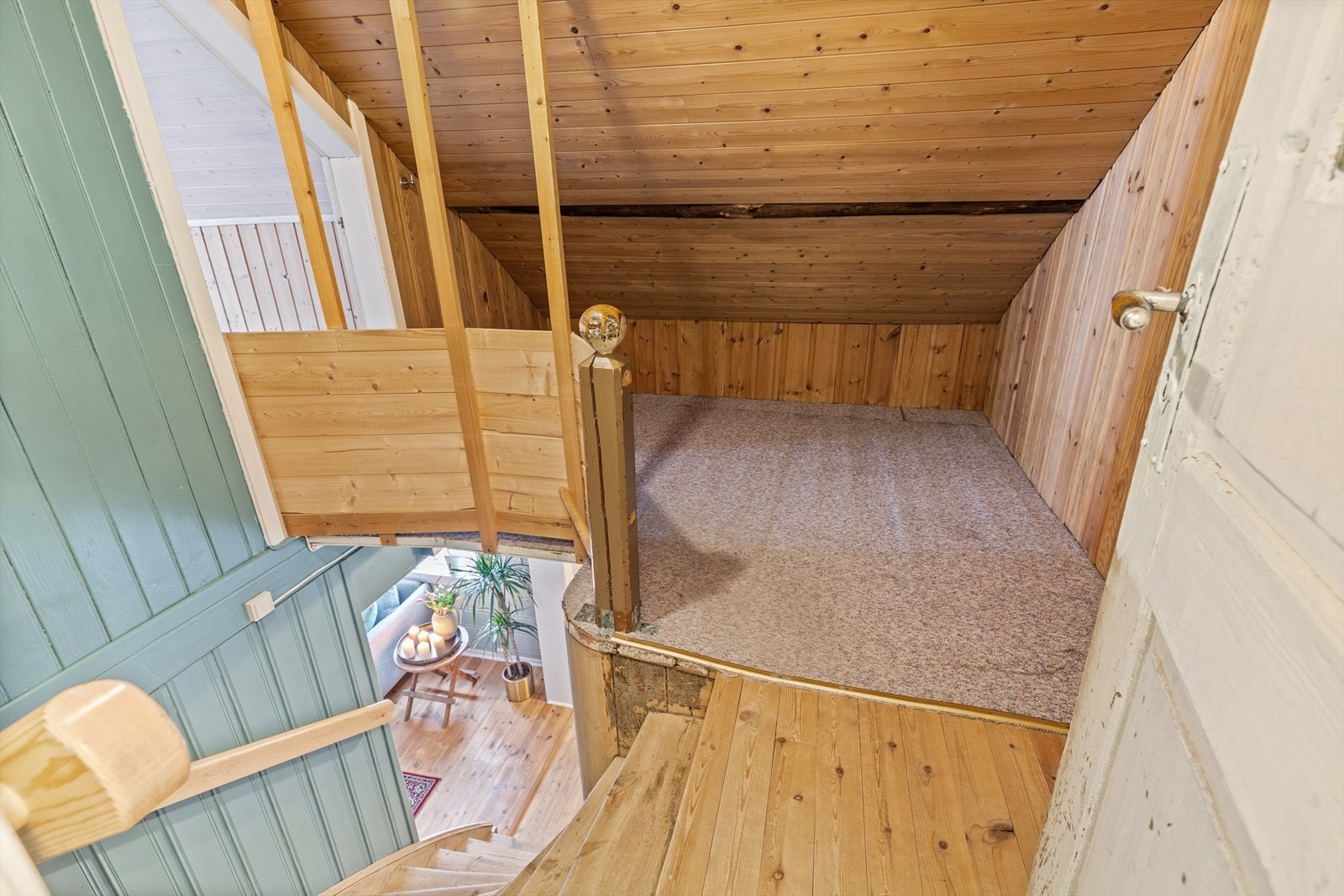 Trapperom. Galleribilde
