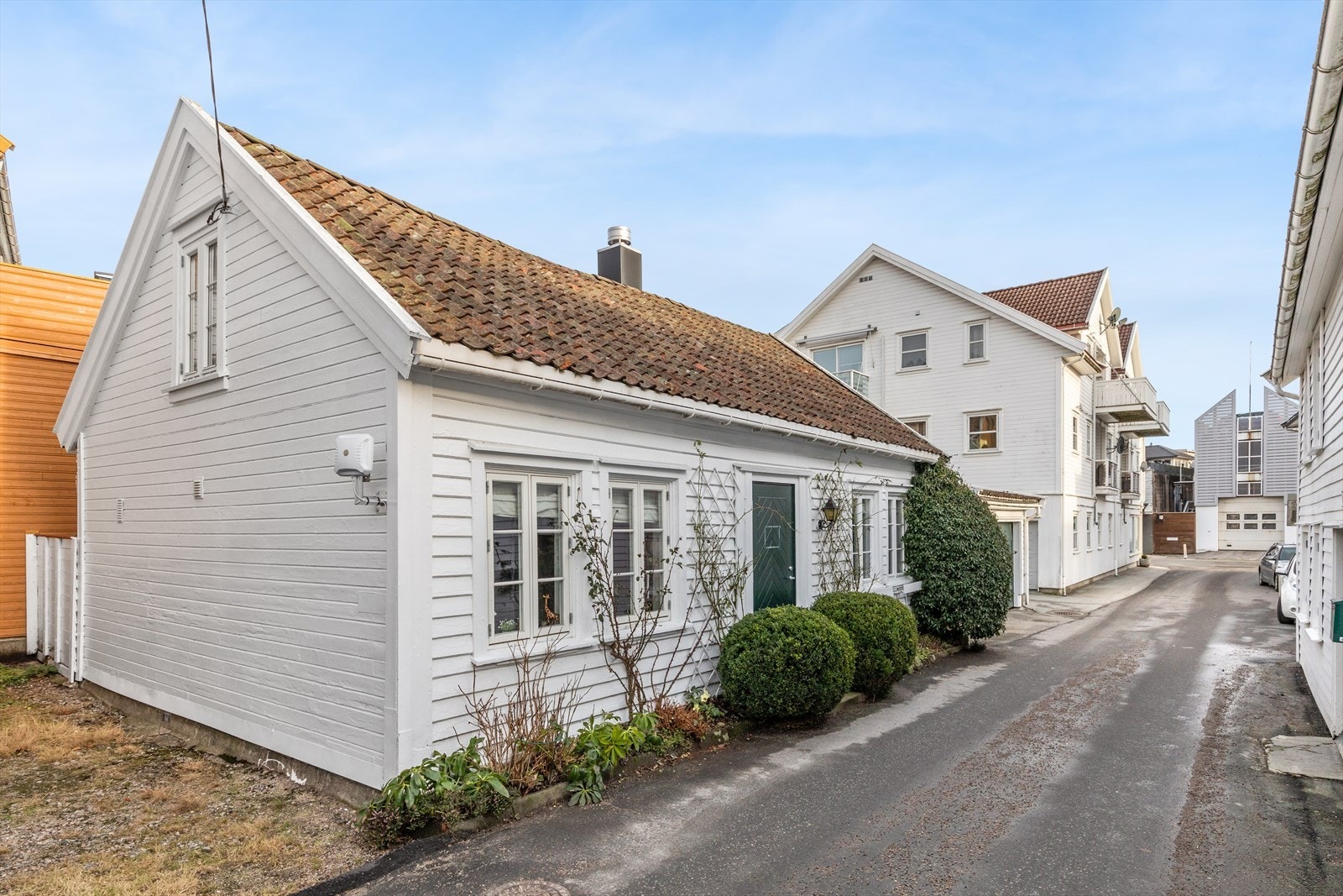 Tilbaketrukken beliggenhet. Galleribilde