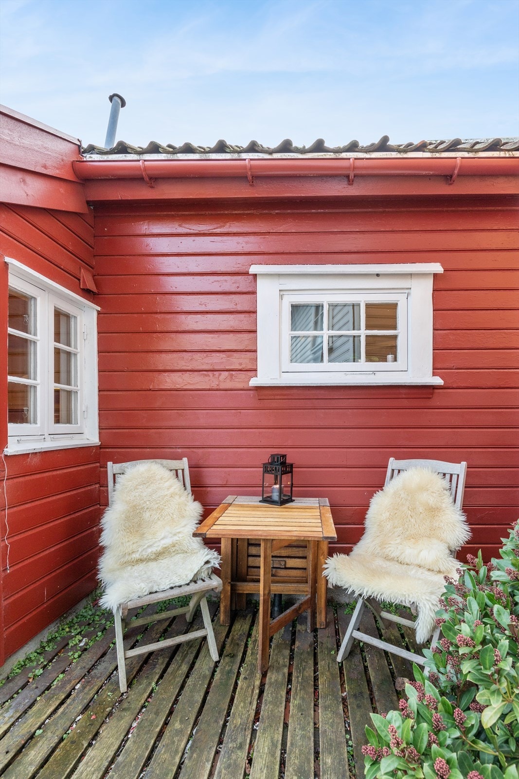Platting på baksiden av huset. Galleribilde