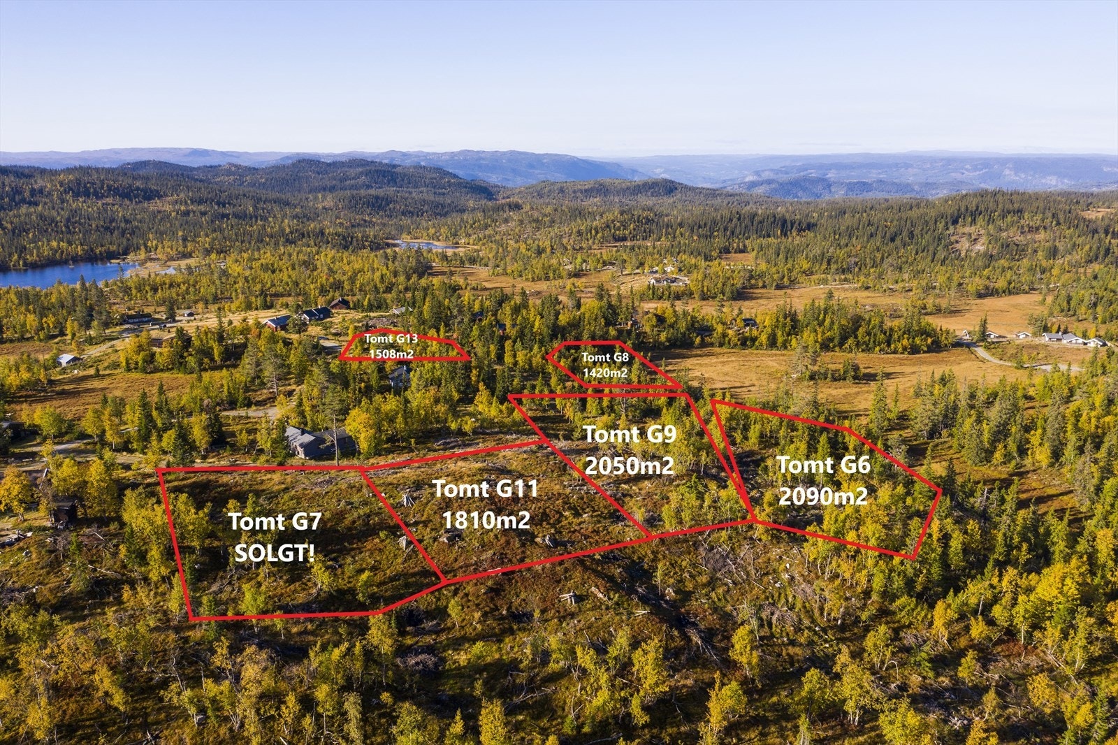 Flotte vestvendte utsiktstomter med svært gode solforhold.
(Grensene er unøyaktig, men gir et innblikk i hvor tomtene ligger.) Galleribilde